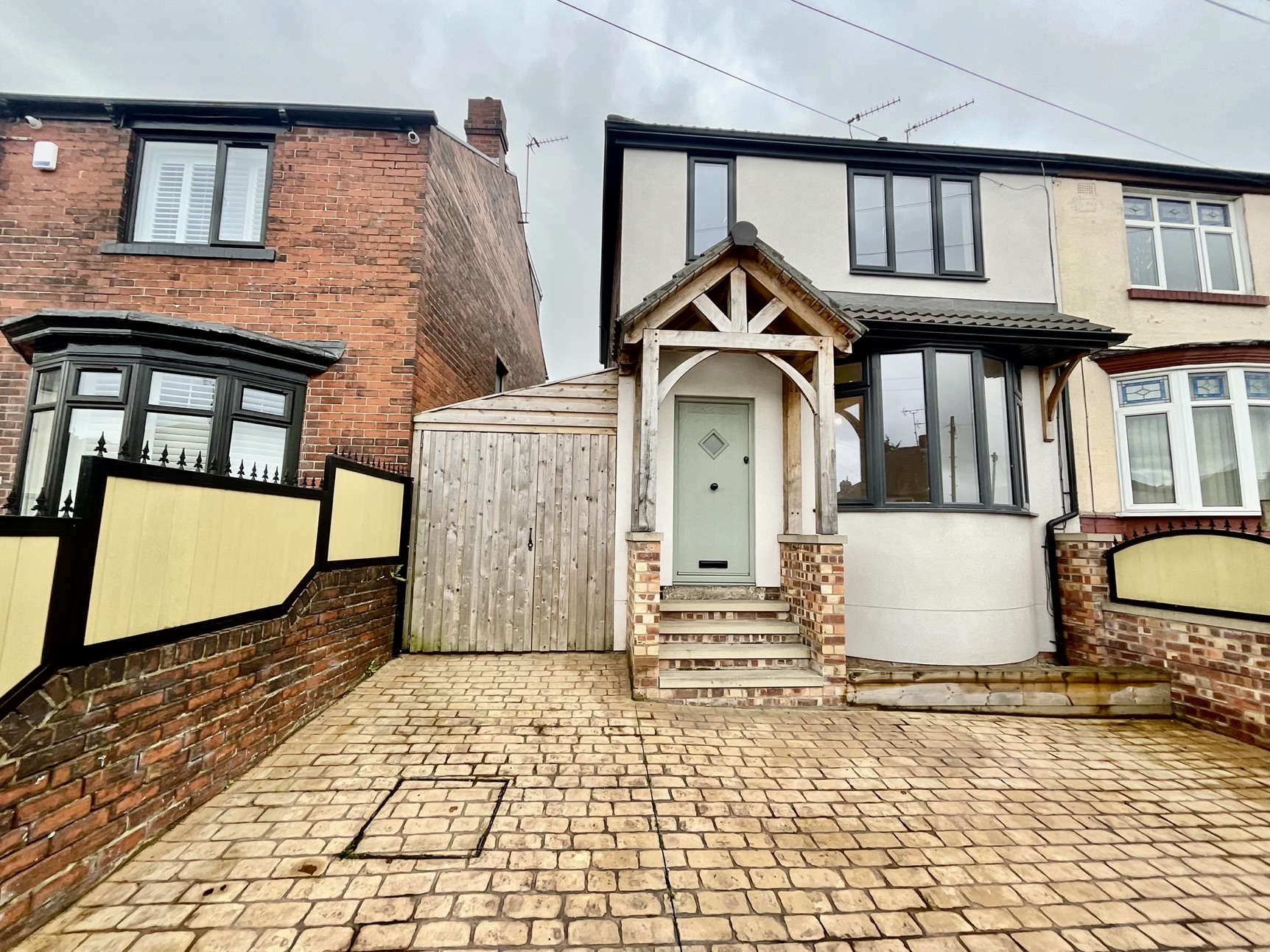 Image for property: 32499