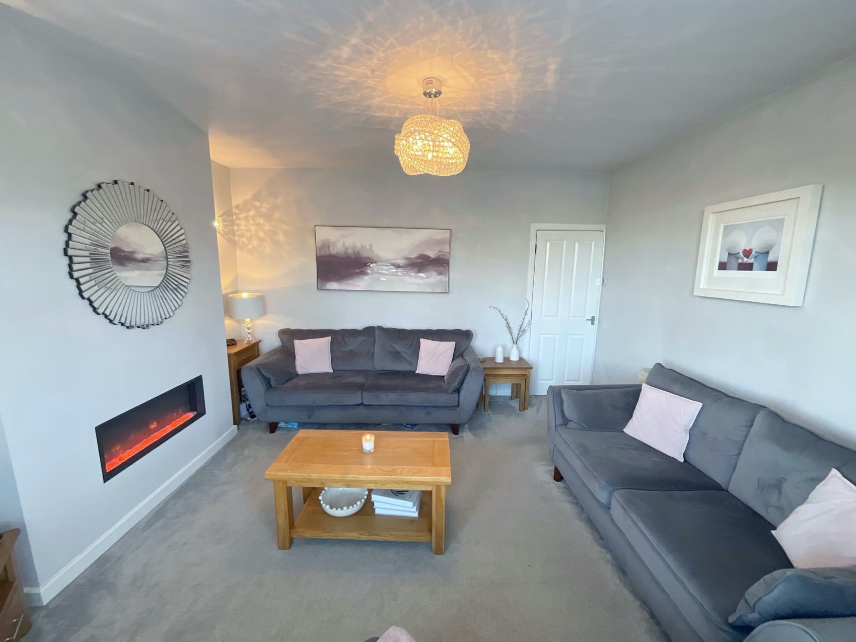 living room 