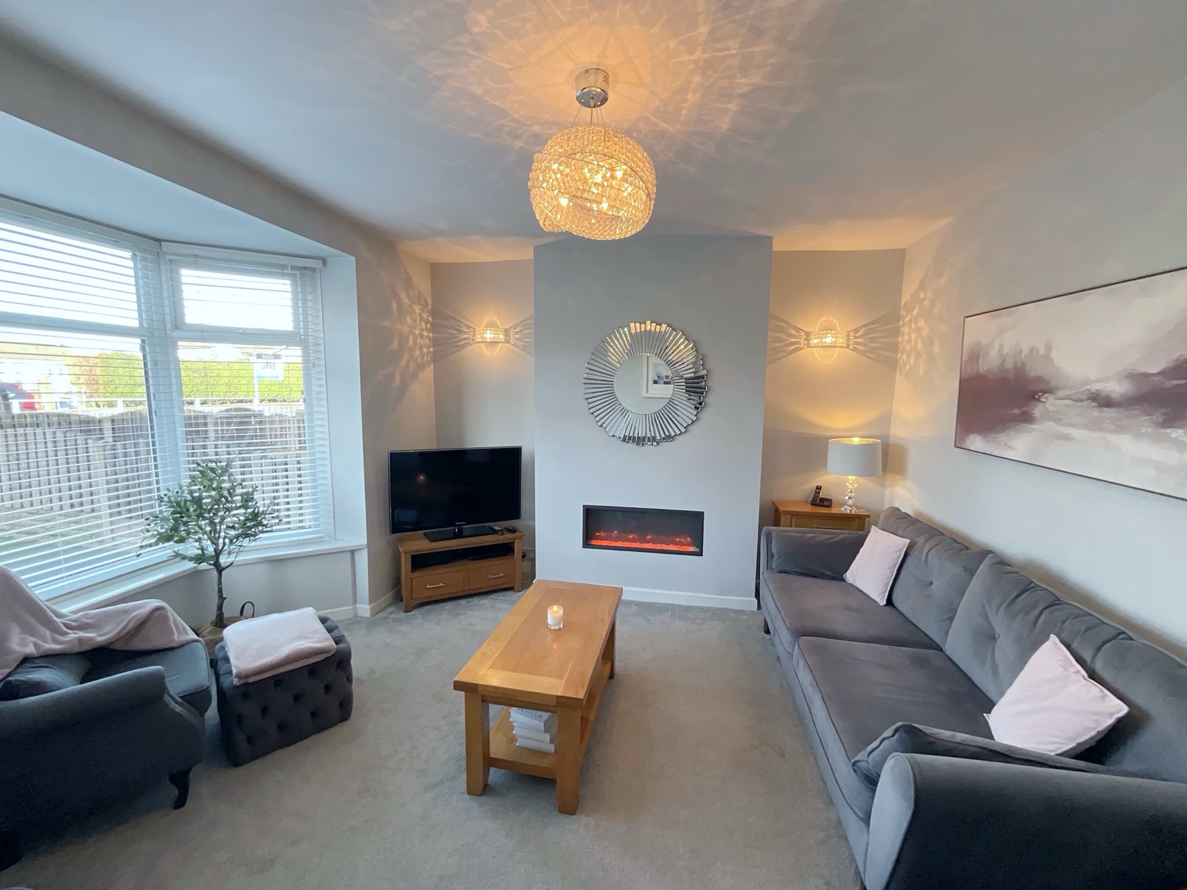 living room 