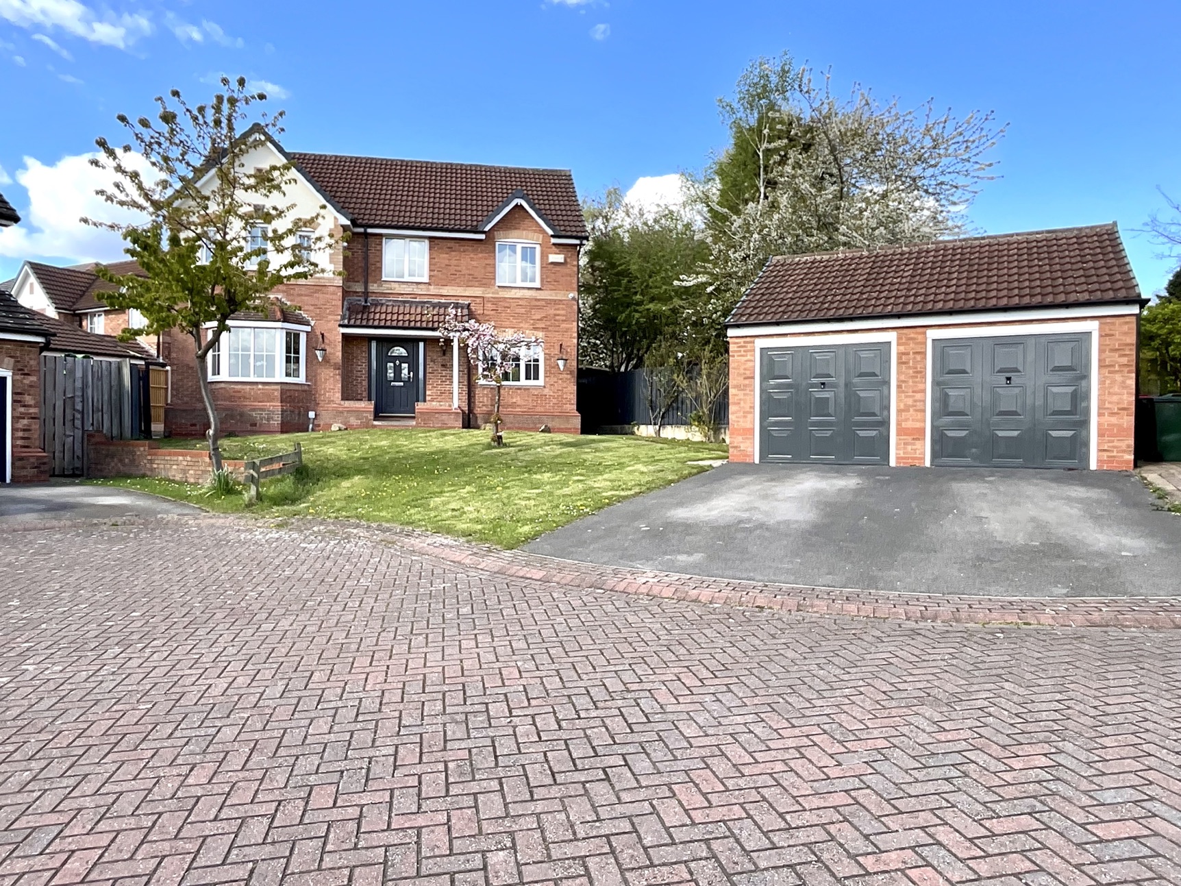 Image for property: 32585