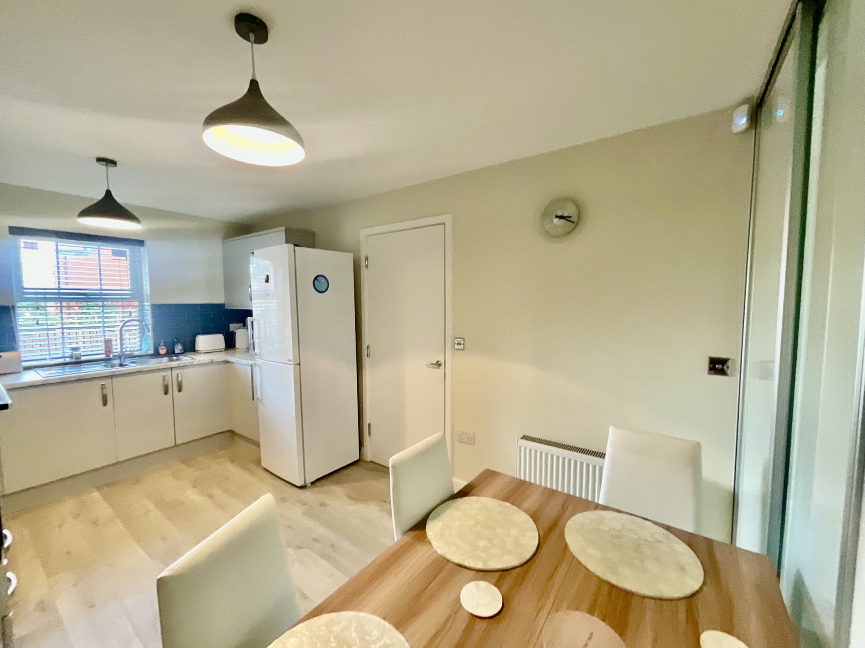 Kitchen Diner 