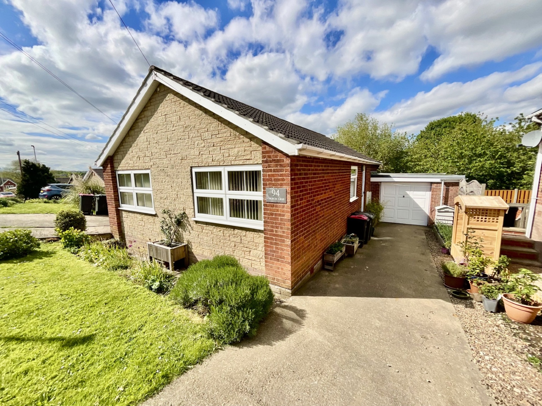 Image for property: 32810