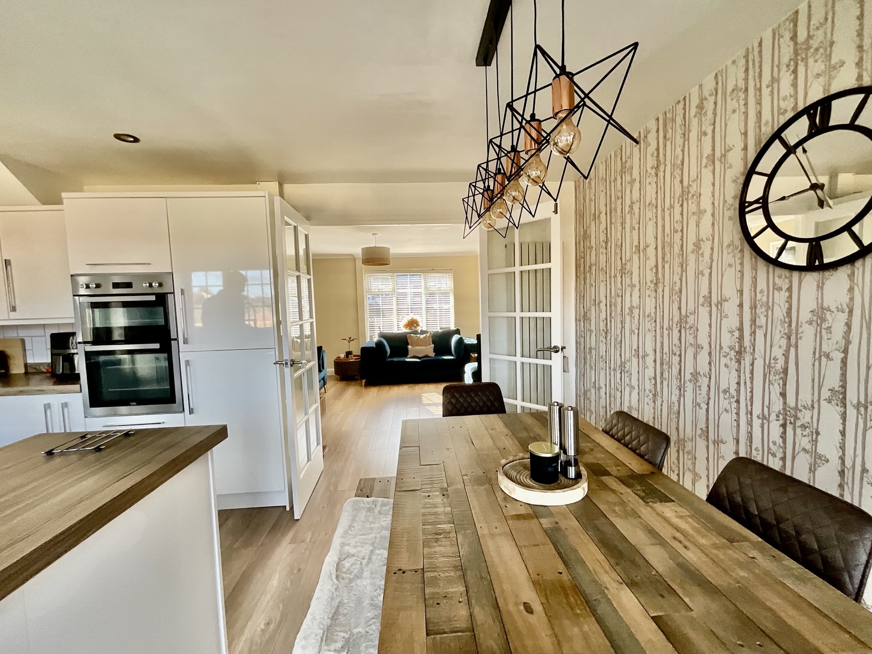 Kitchen Diner 