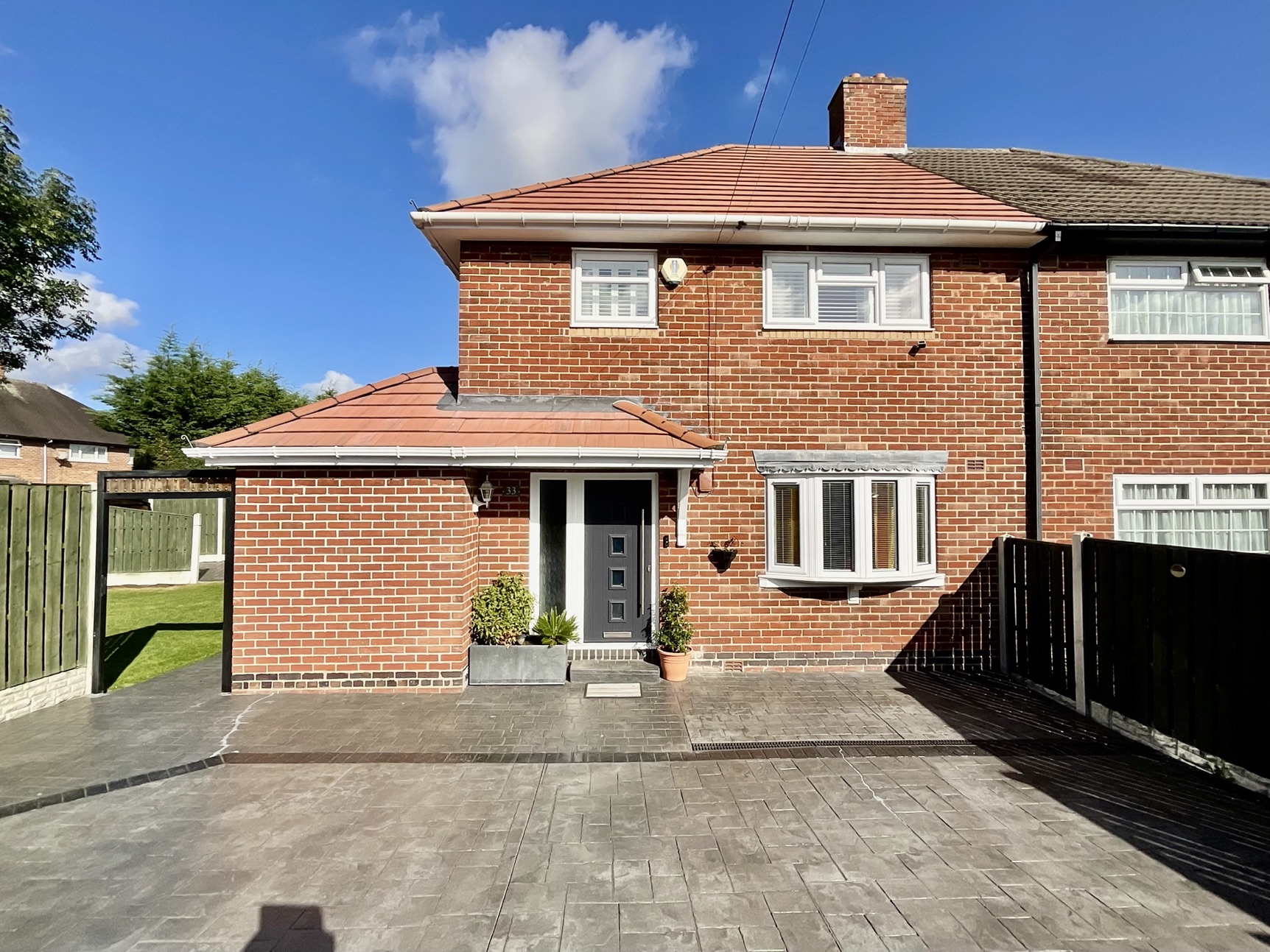 Image for property: 32856