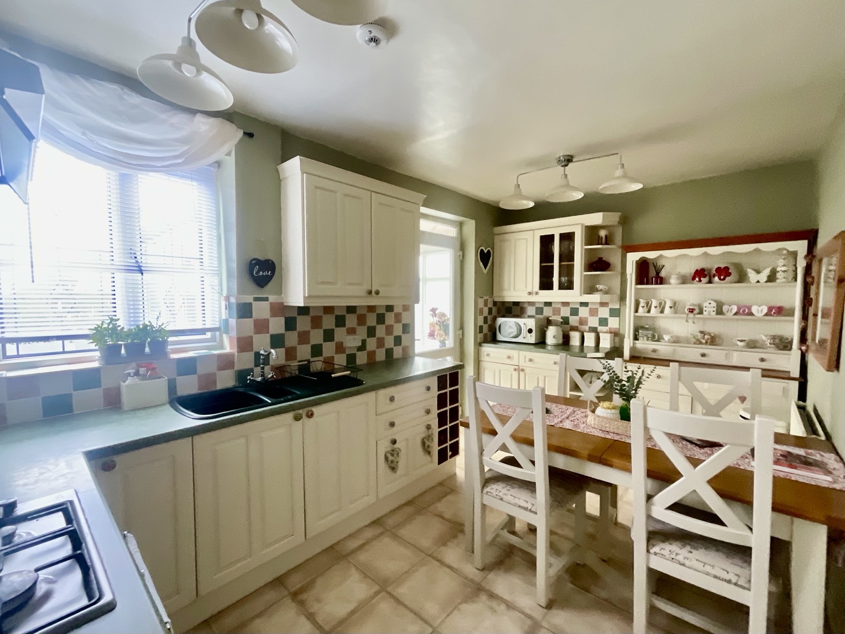 Dining Kitchen 