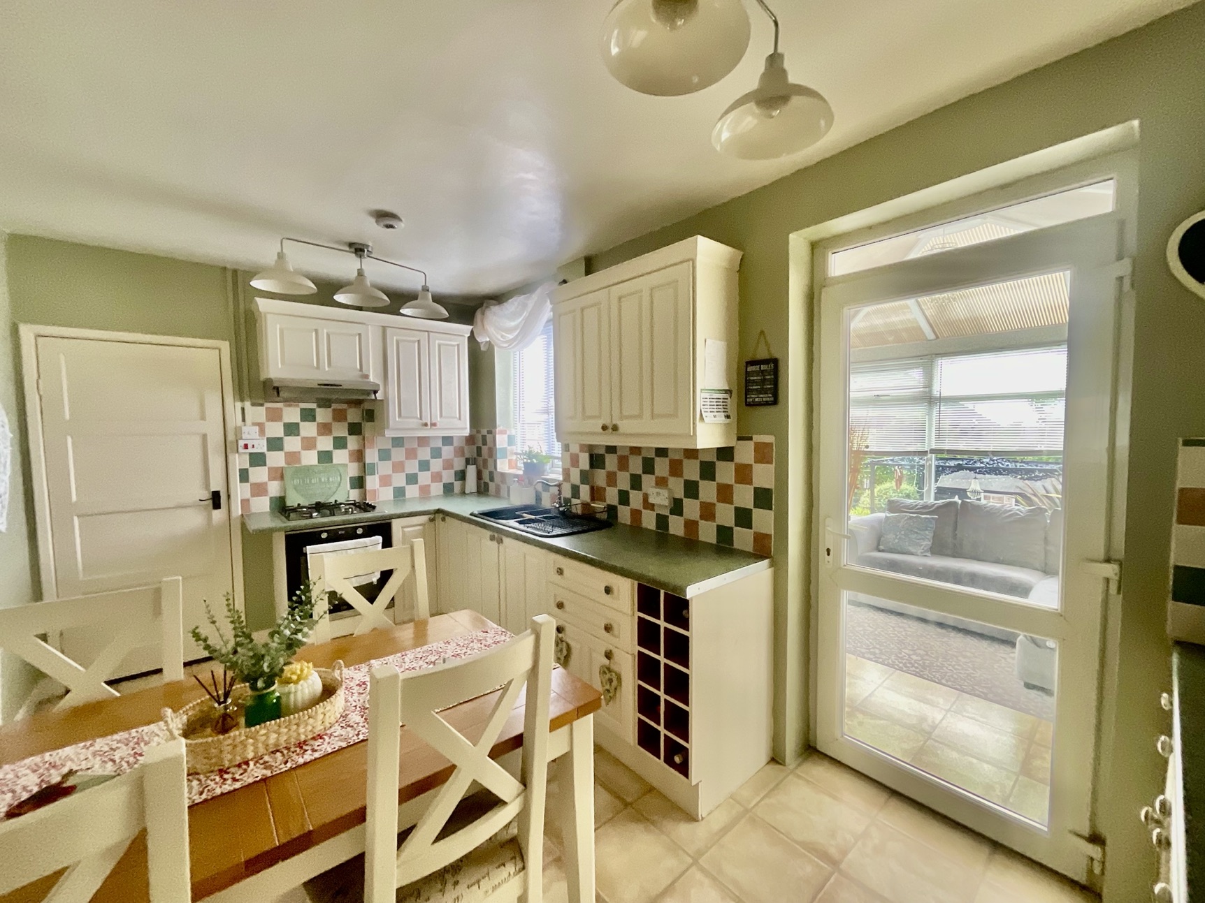 Dining Kitchen 