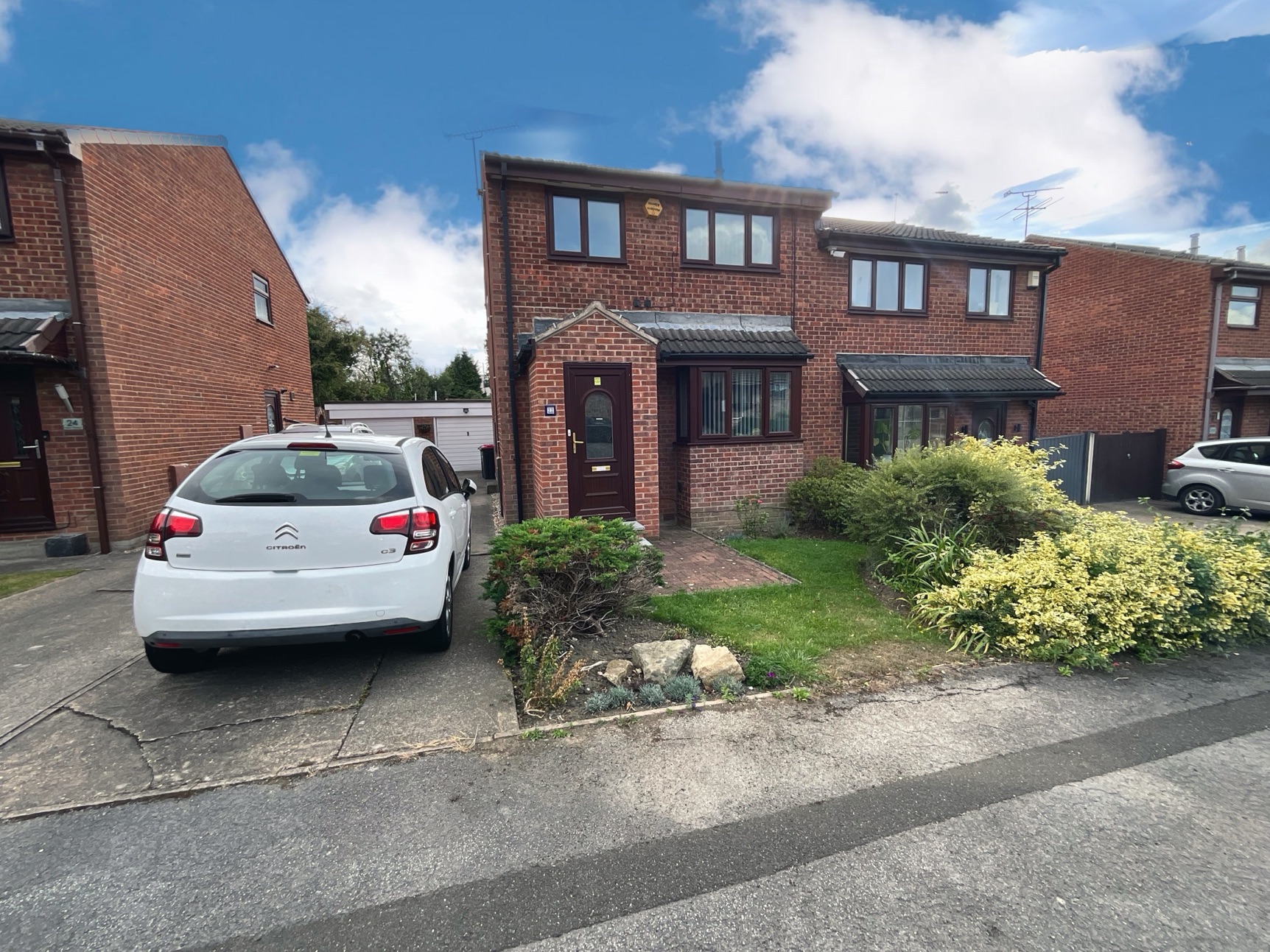 Image for property: 32907