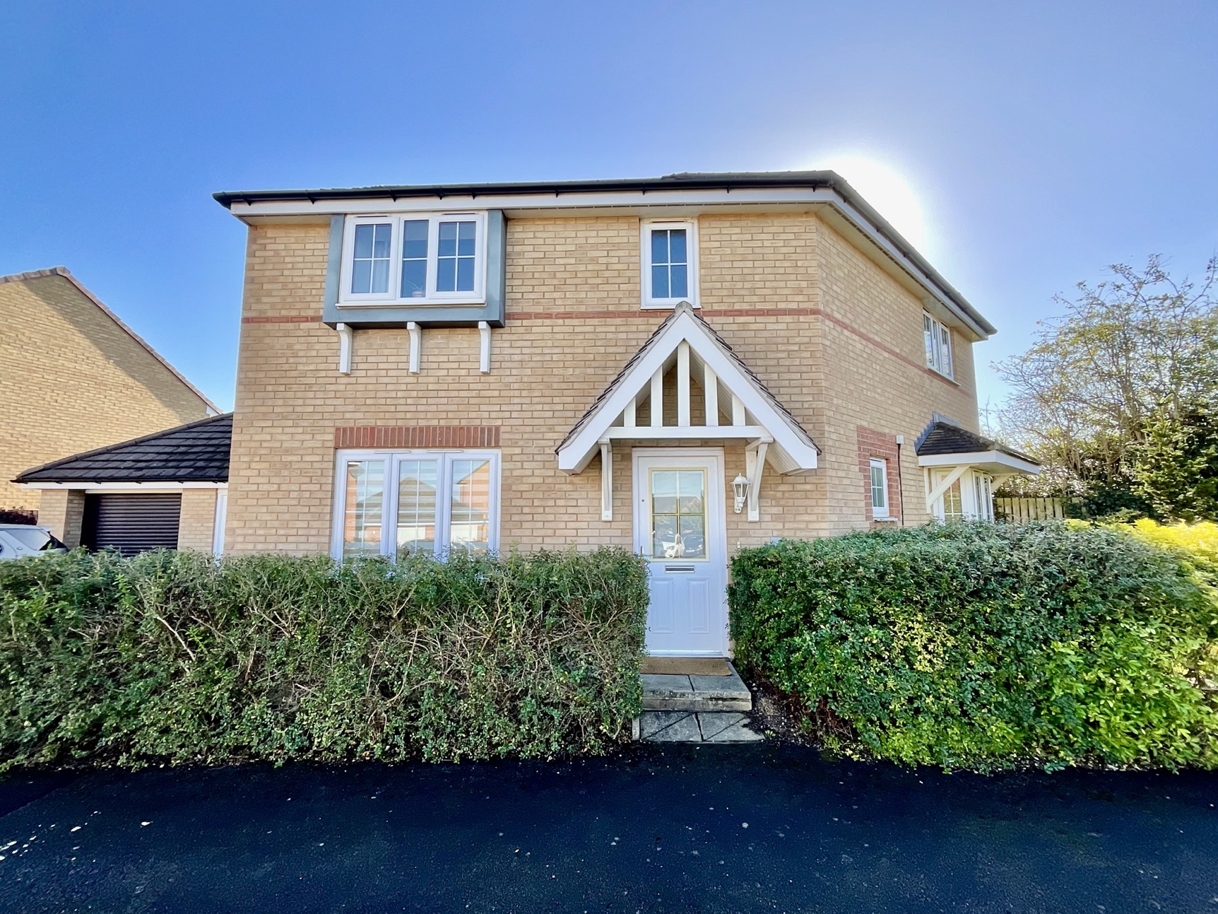 Image for property: 33007
