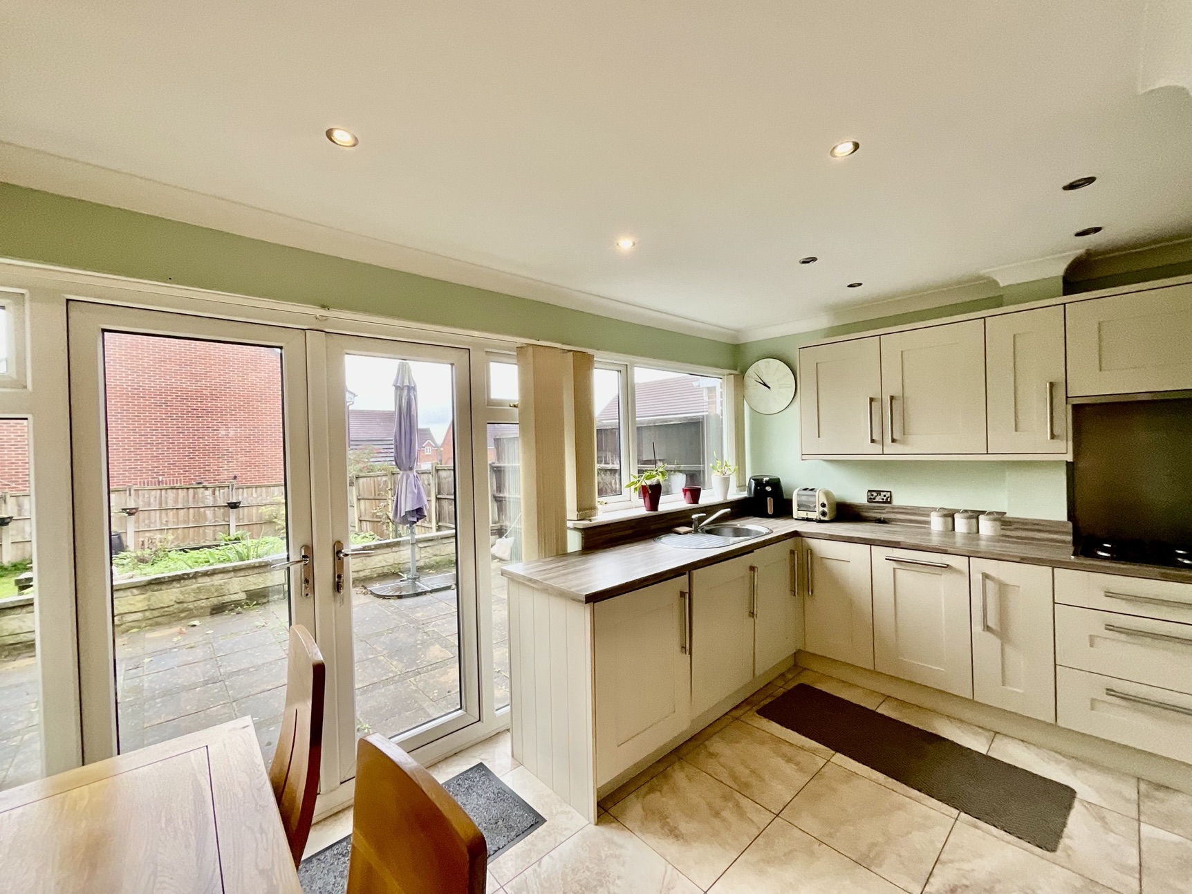 Dining Kitchen 