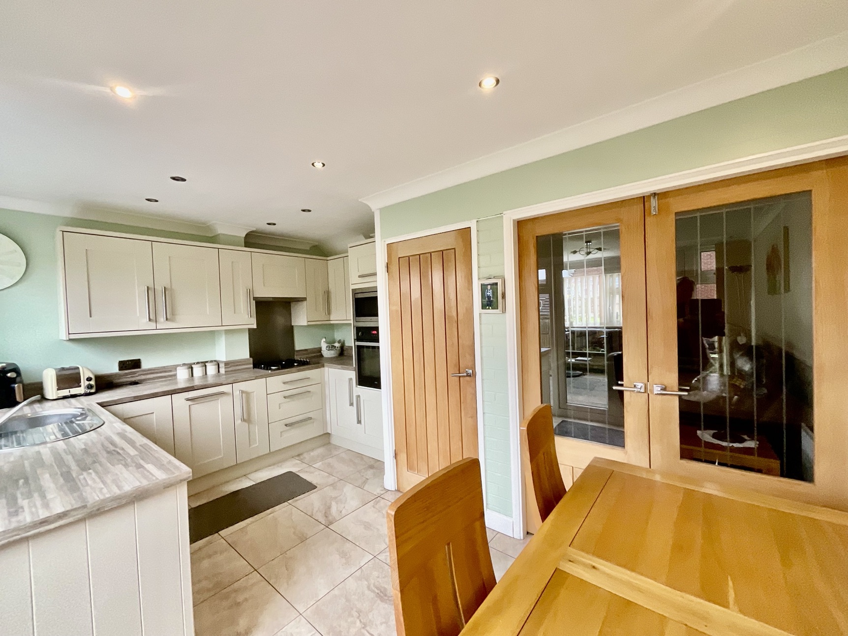 Image for property: 33014