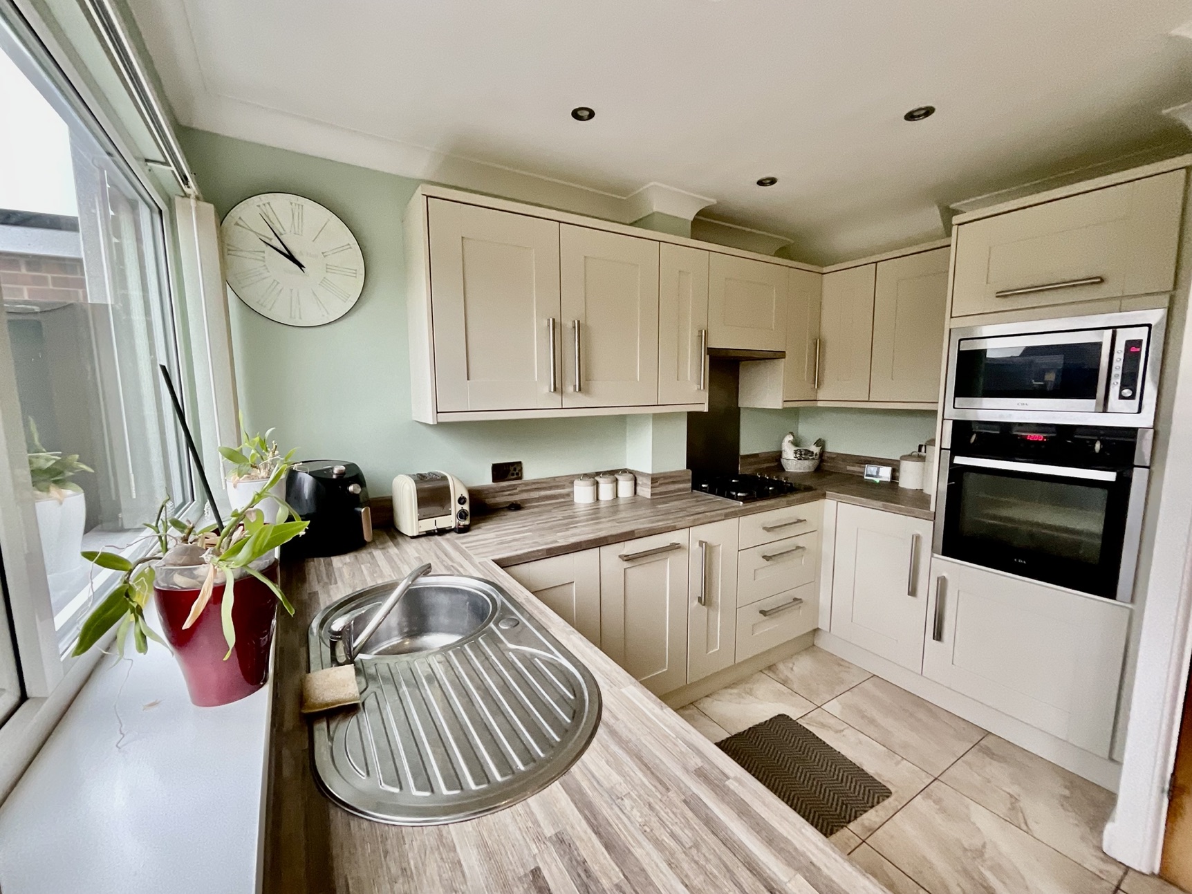 Dining Kitchen 