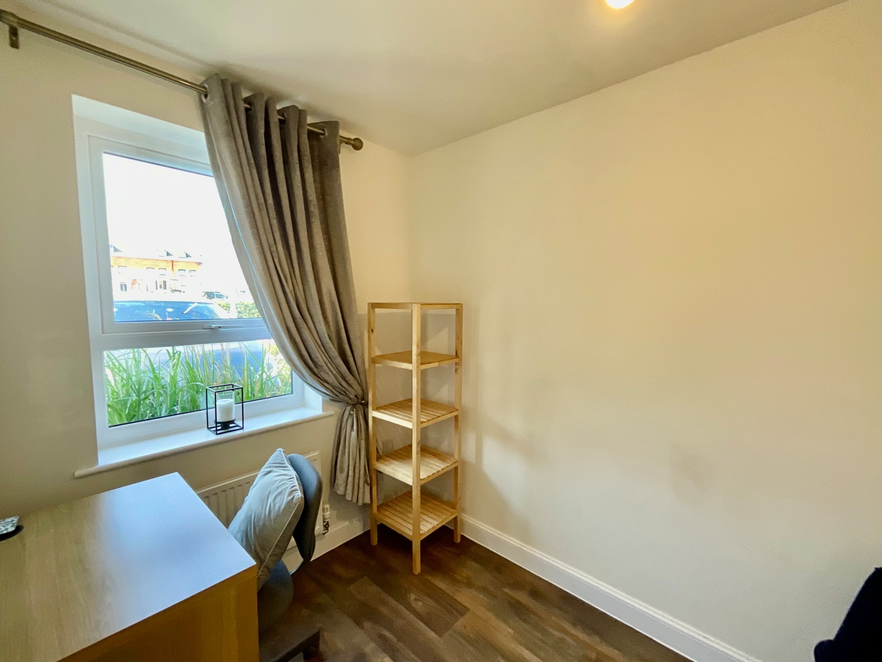 Bedroom 4/ Office 
