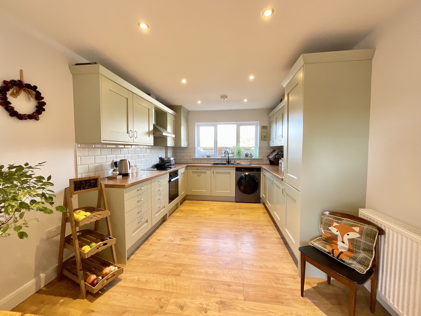 Image for property: 33073