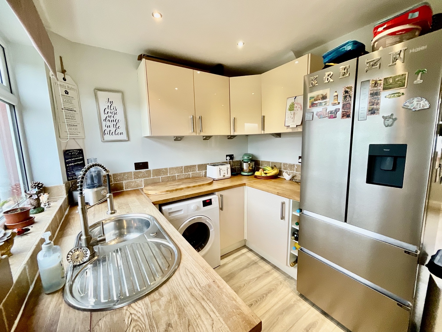 Kitchen Diner 