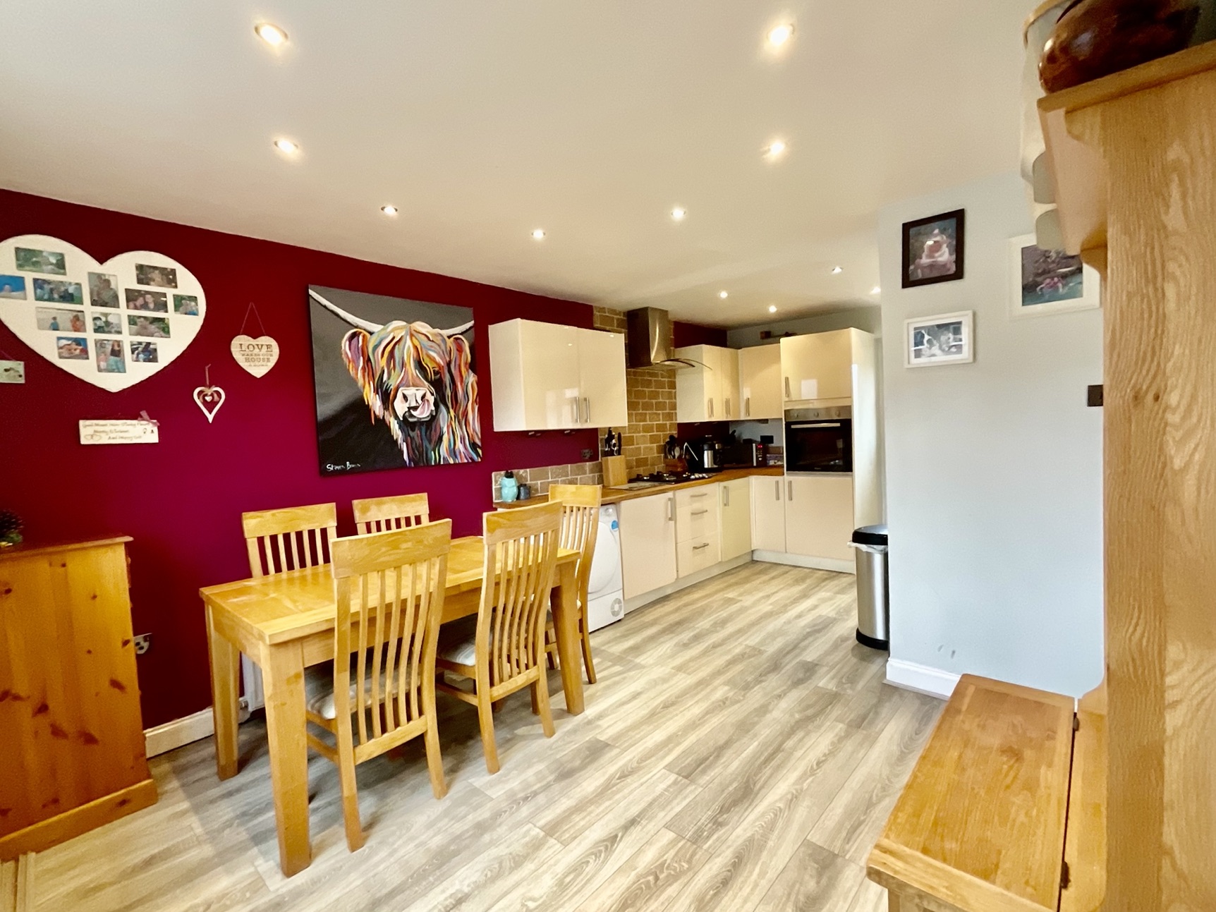 Kitchen Diner 