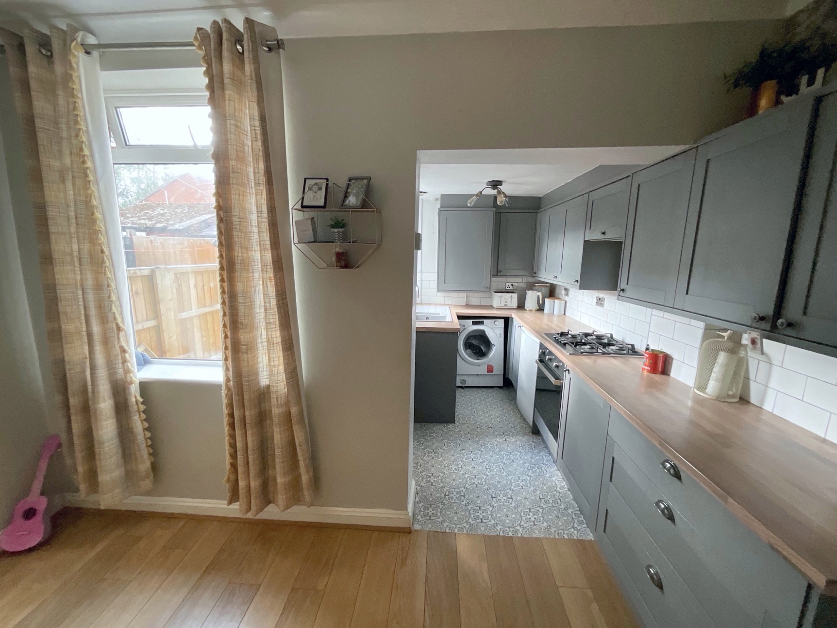 KITCHEN/DINER