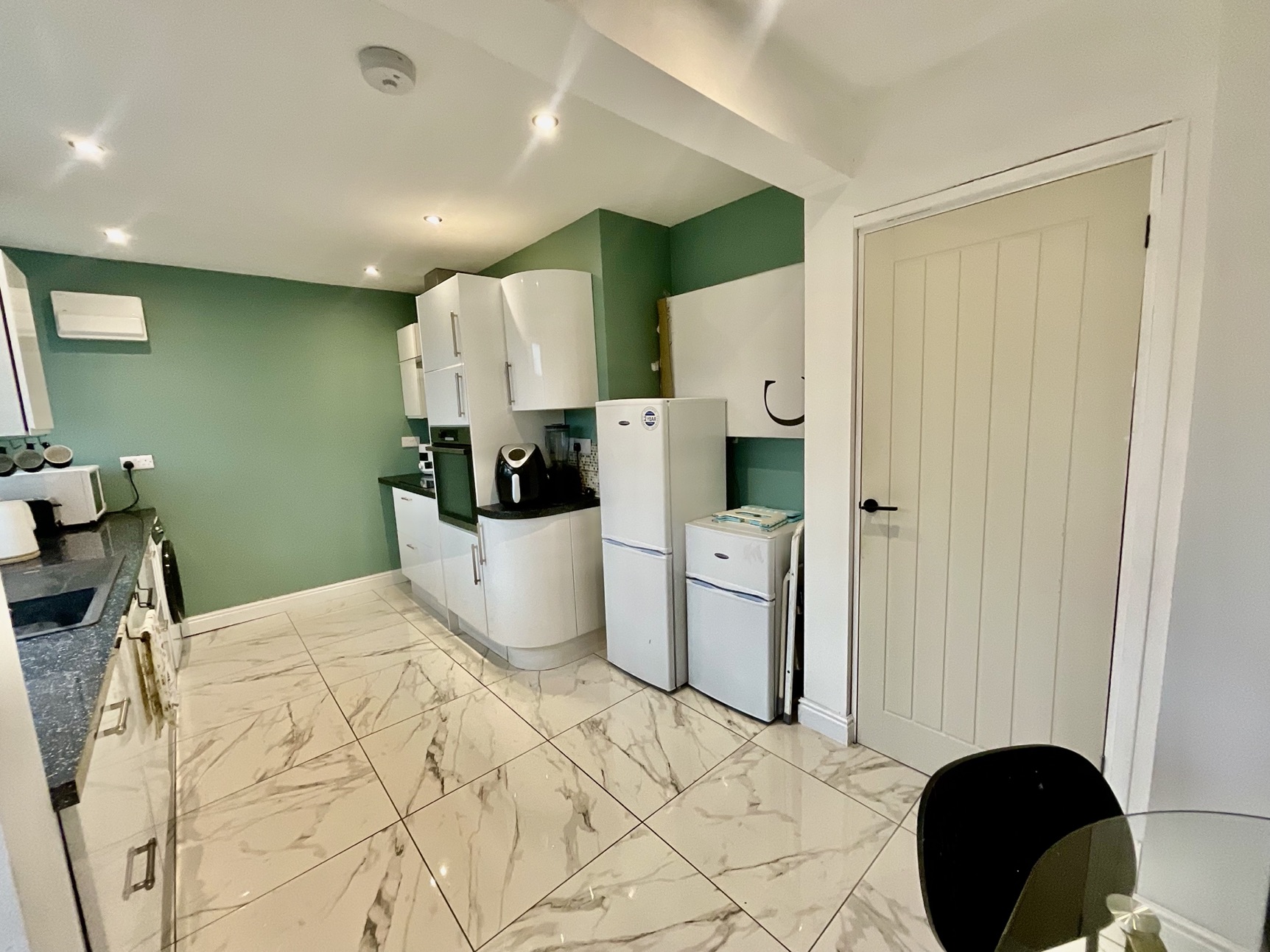 Dining Kitchen 