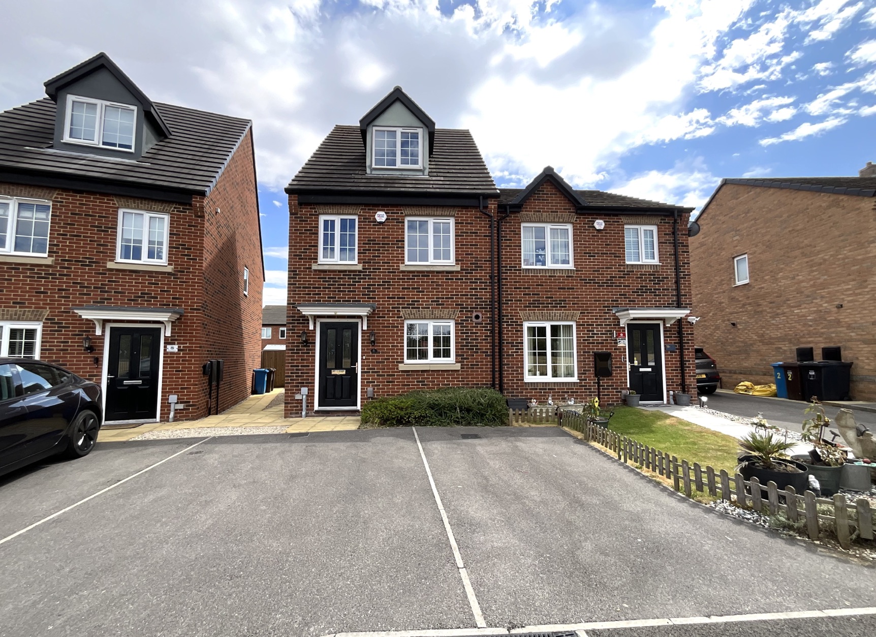 Winder Avenue, Halfway, Sheffield, S20