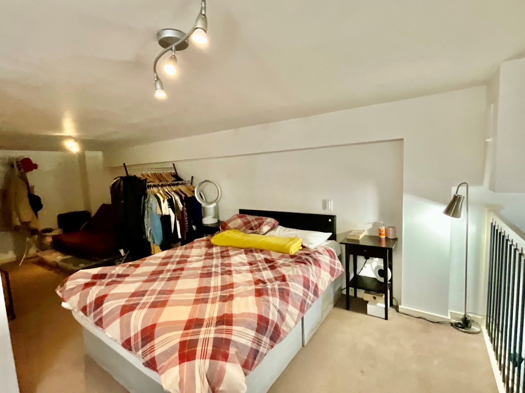 Mezzanine Bedroom 