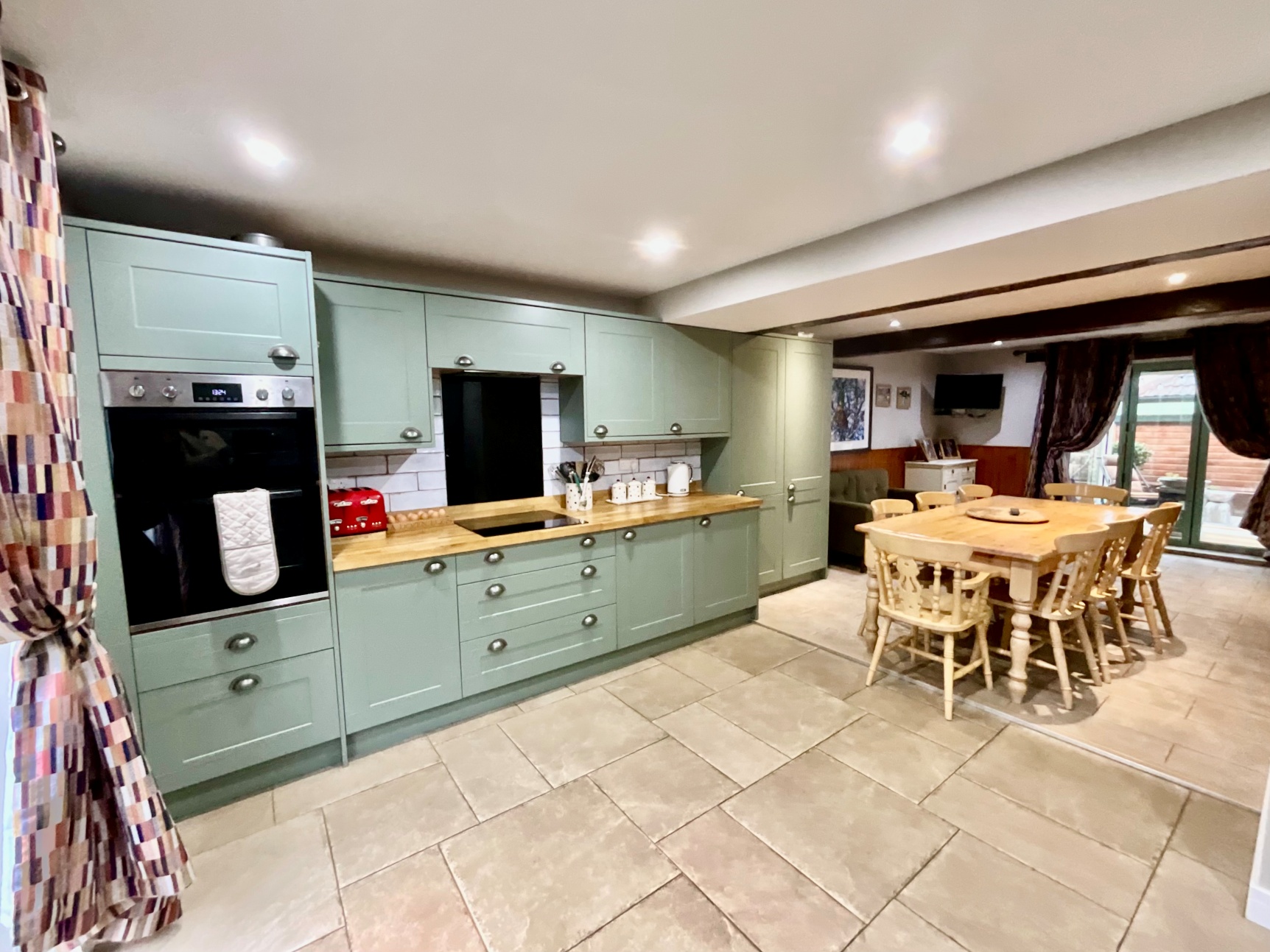 Dining Kitchen
