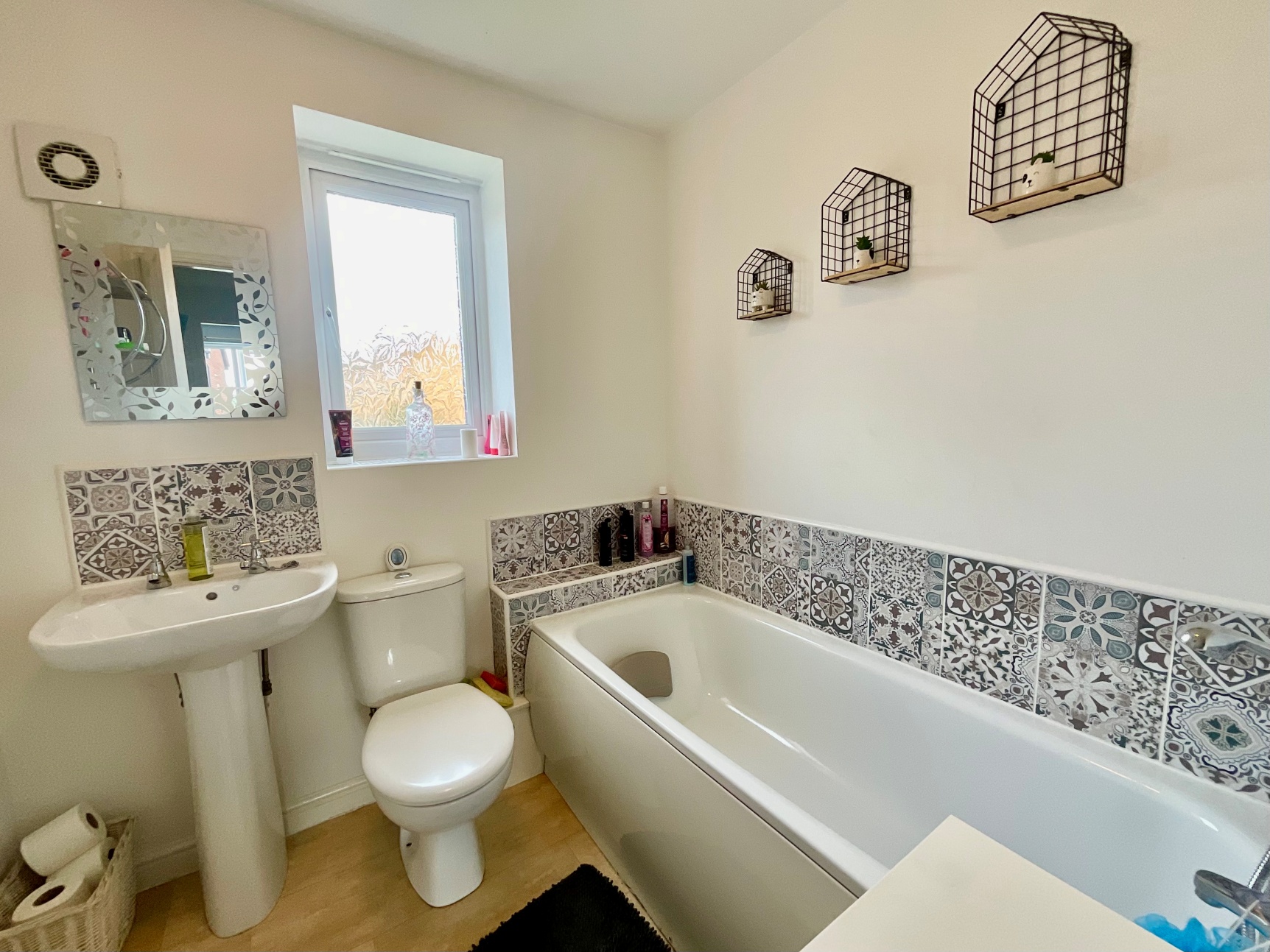 Family Bathroom 