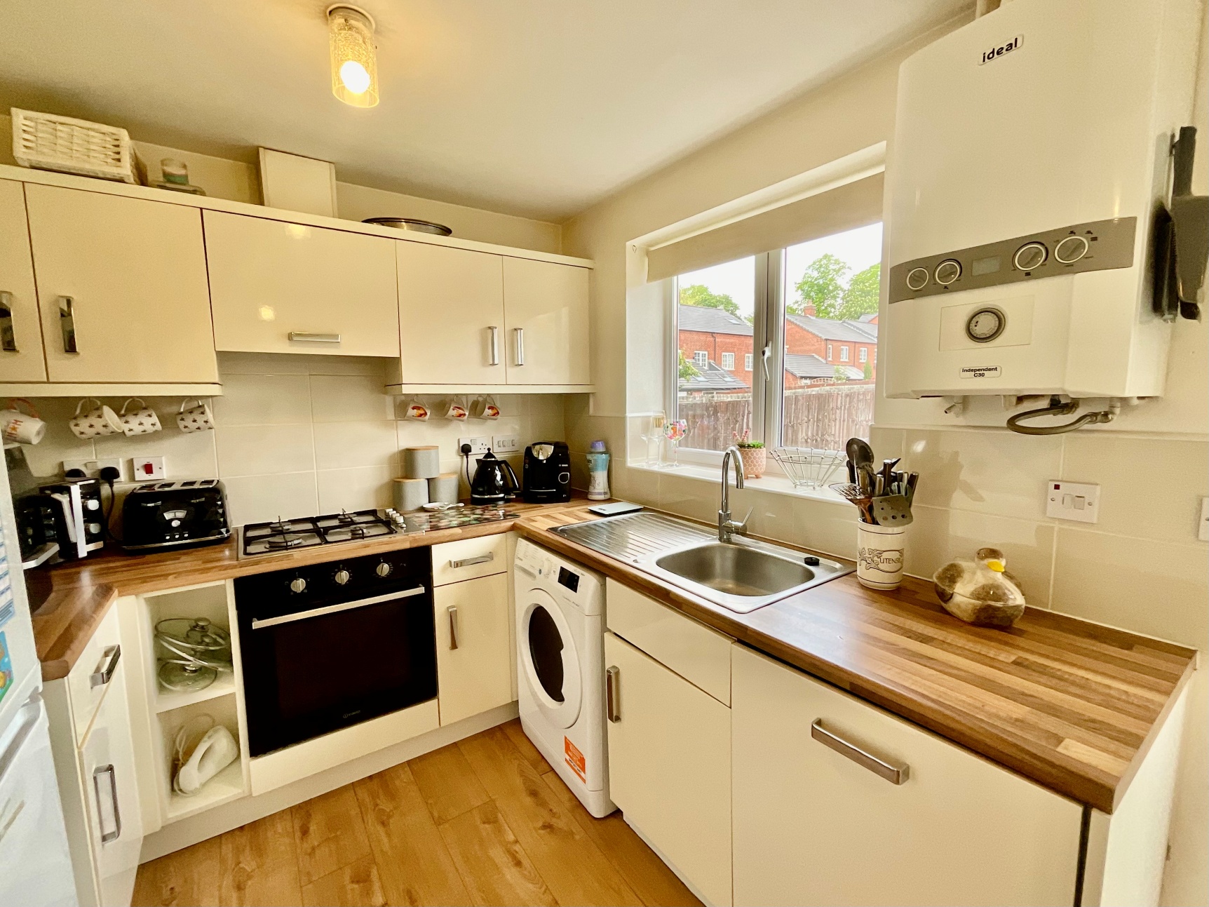 Kitchen Diner 