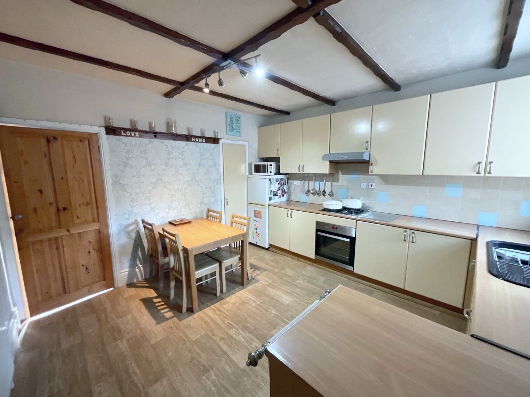 kitchen/diner 
