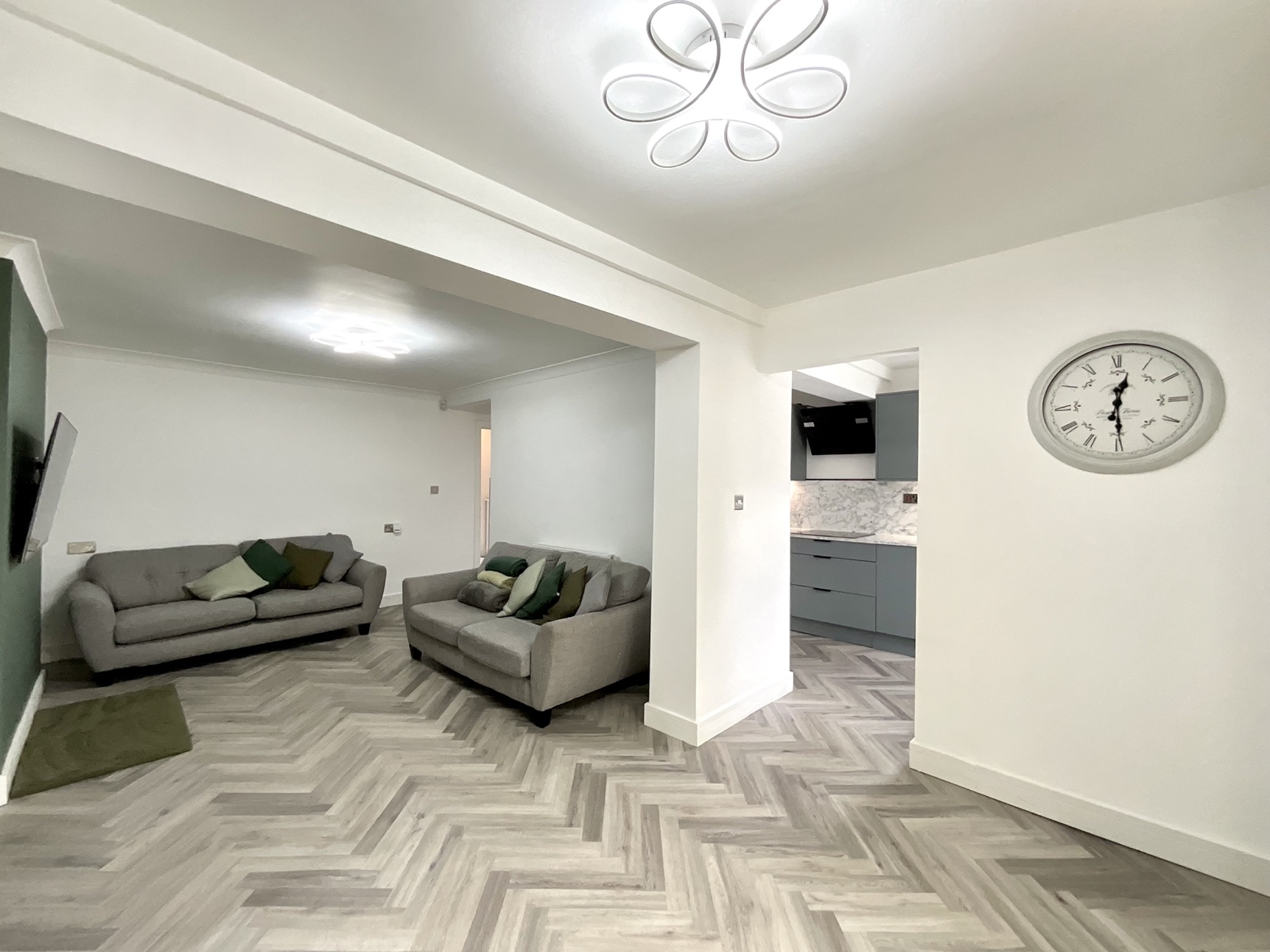 open plan living/dining