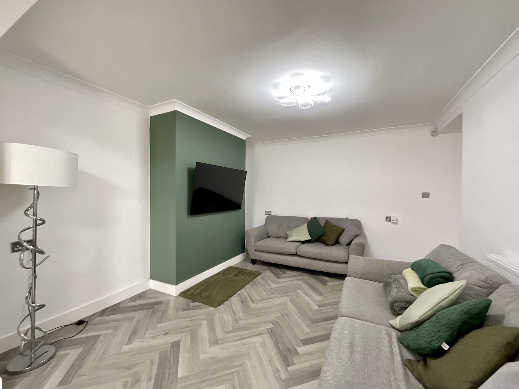 open plan living/dining
