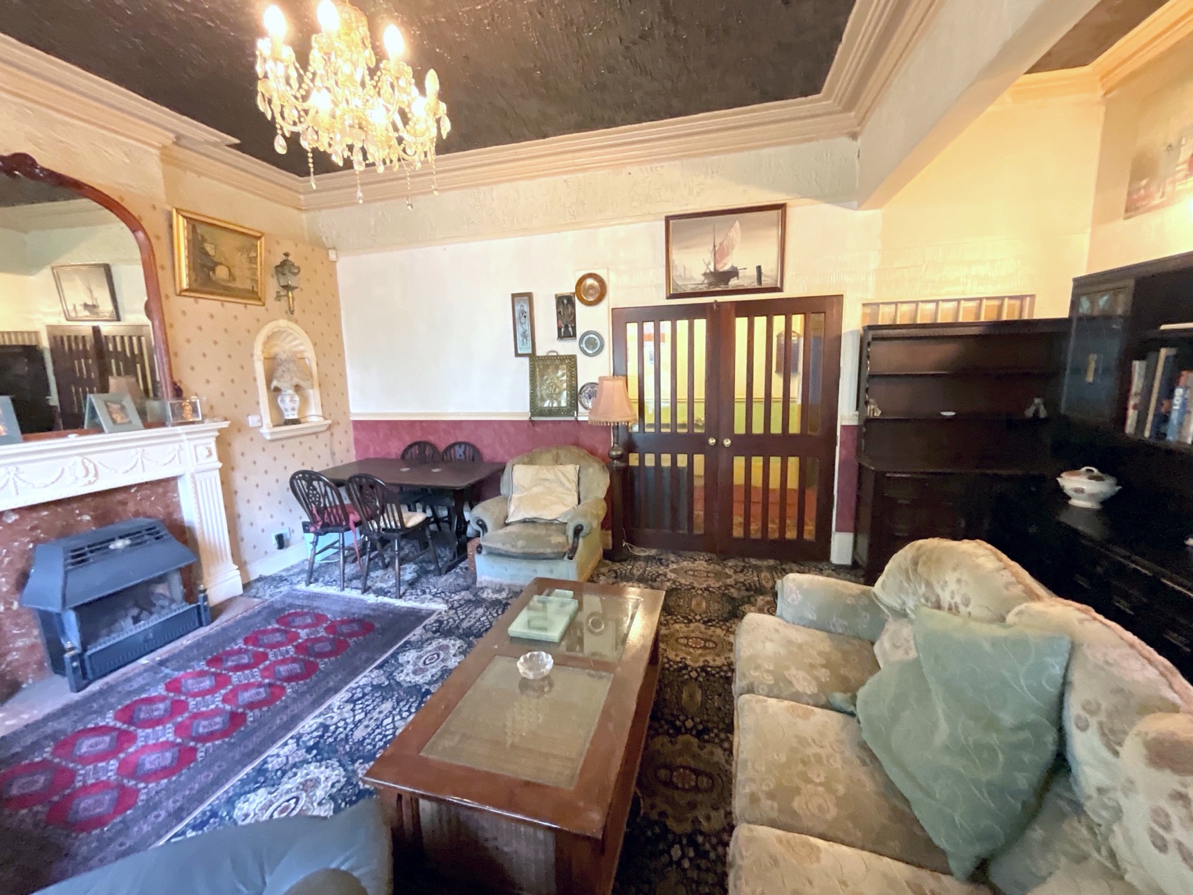 living room 