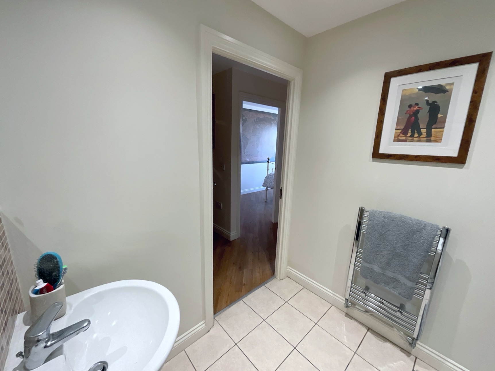 bathroom 