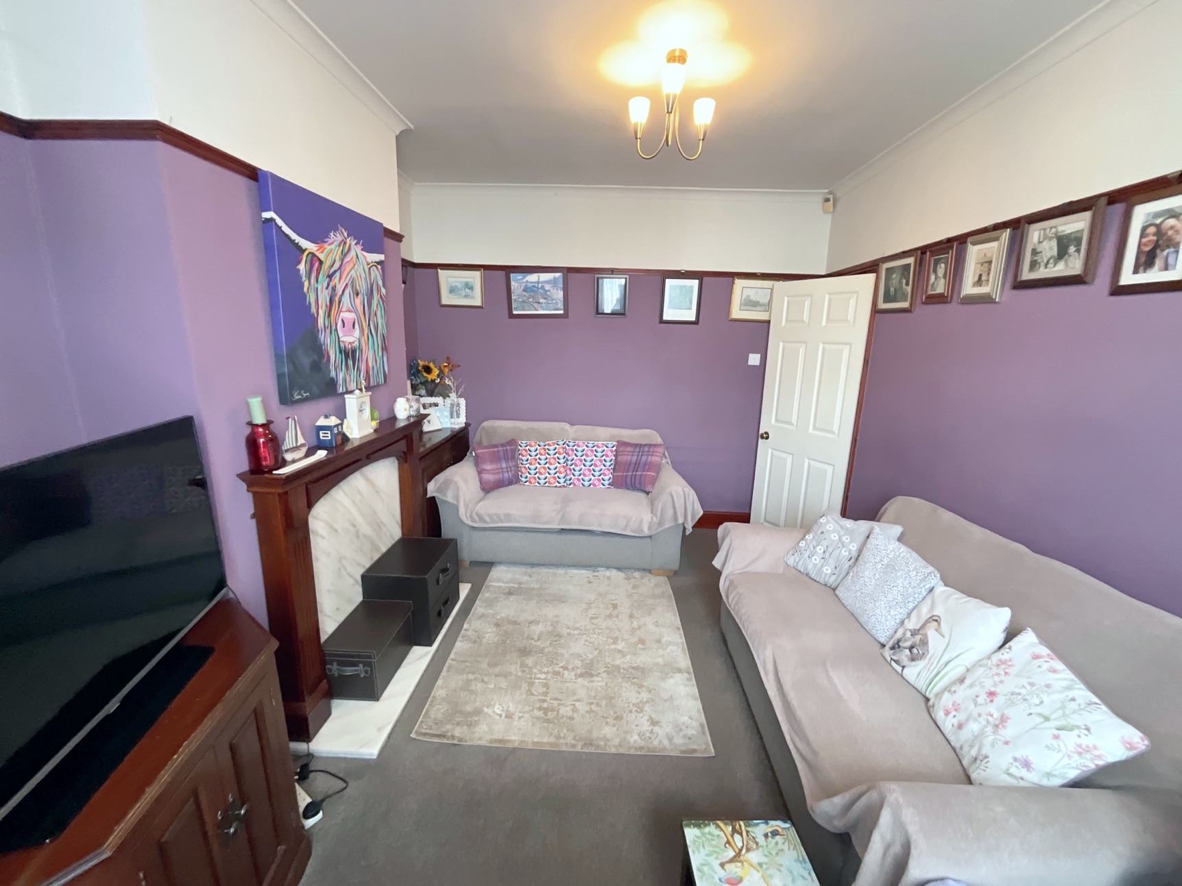 living room 