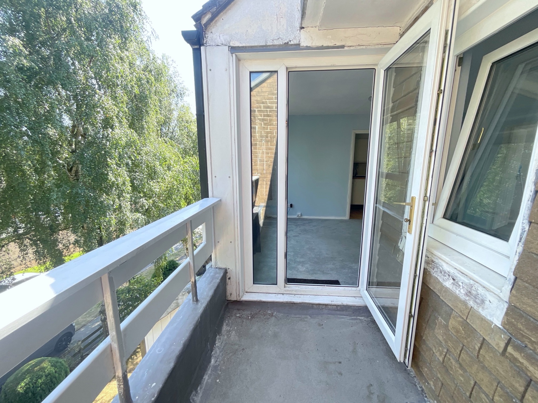 balcony