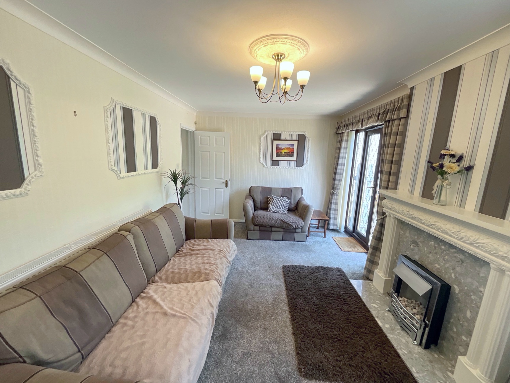 living room 