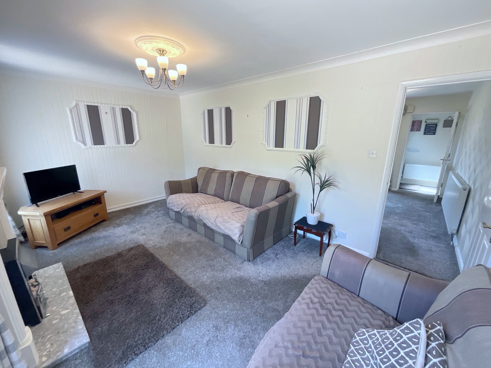 living room 