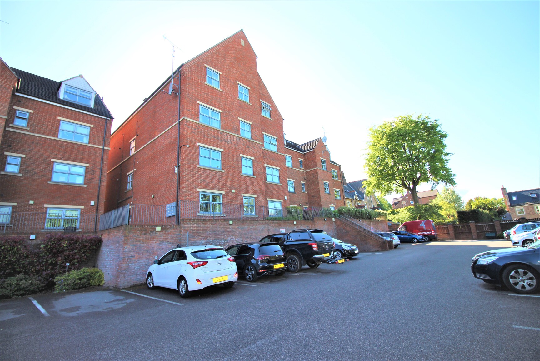 Image for property 33450