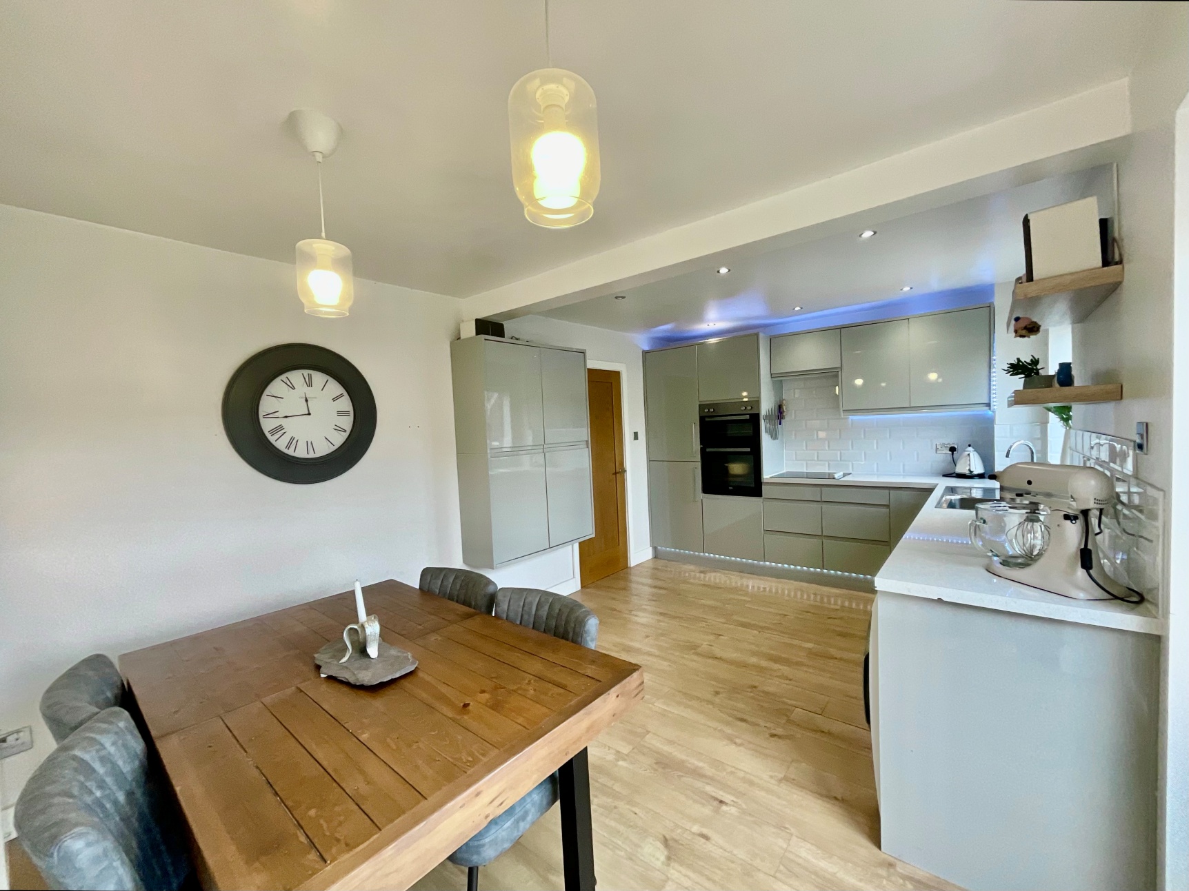 Dining Kitchen 