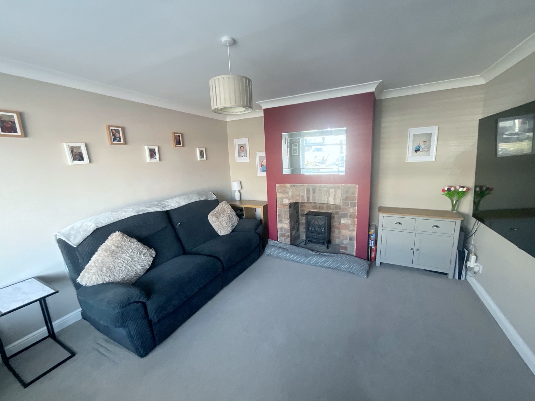 living room 
