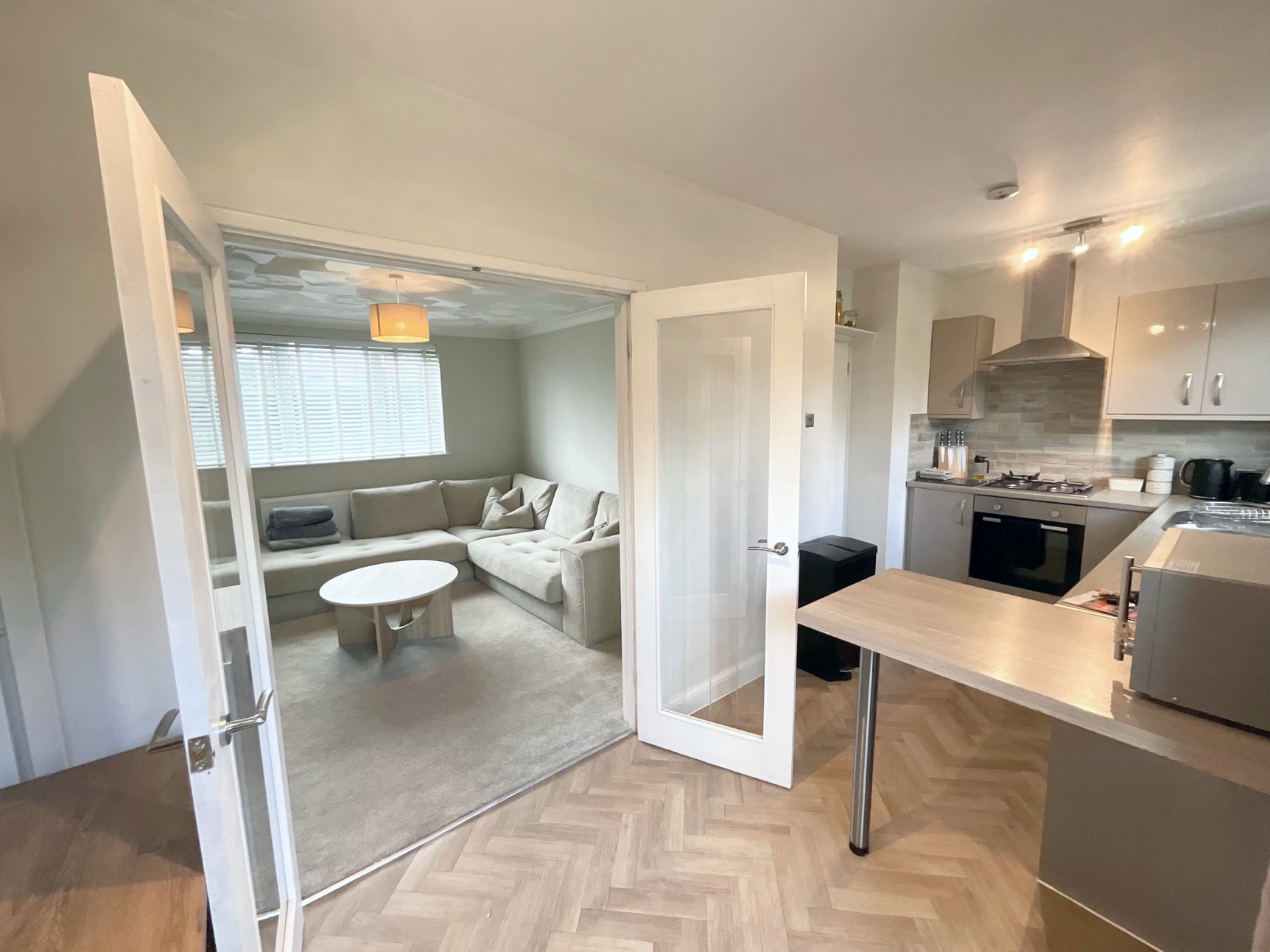 KITCHEN/DINER