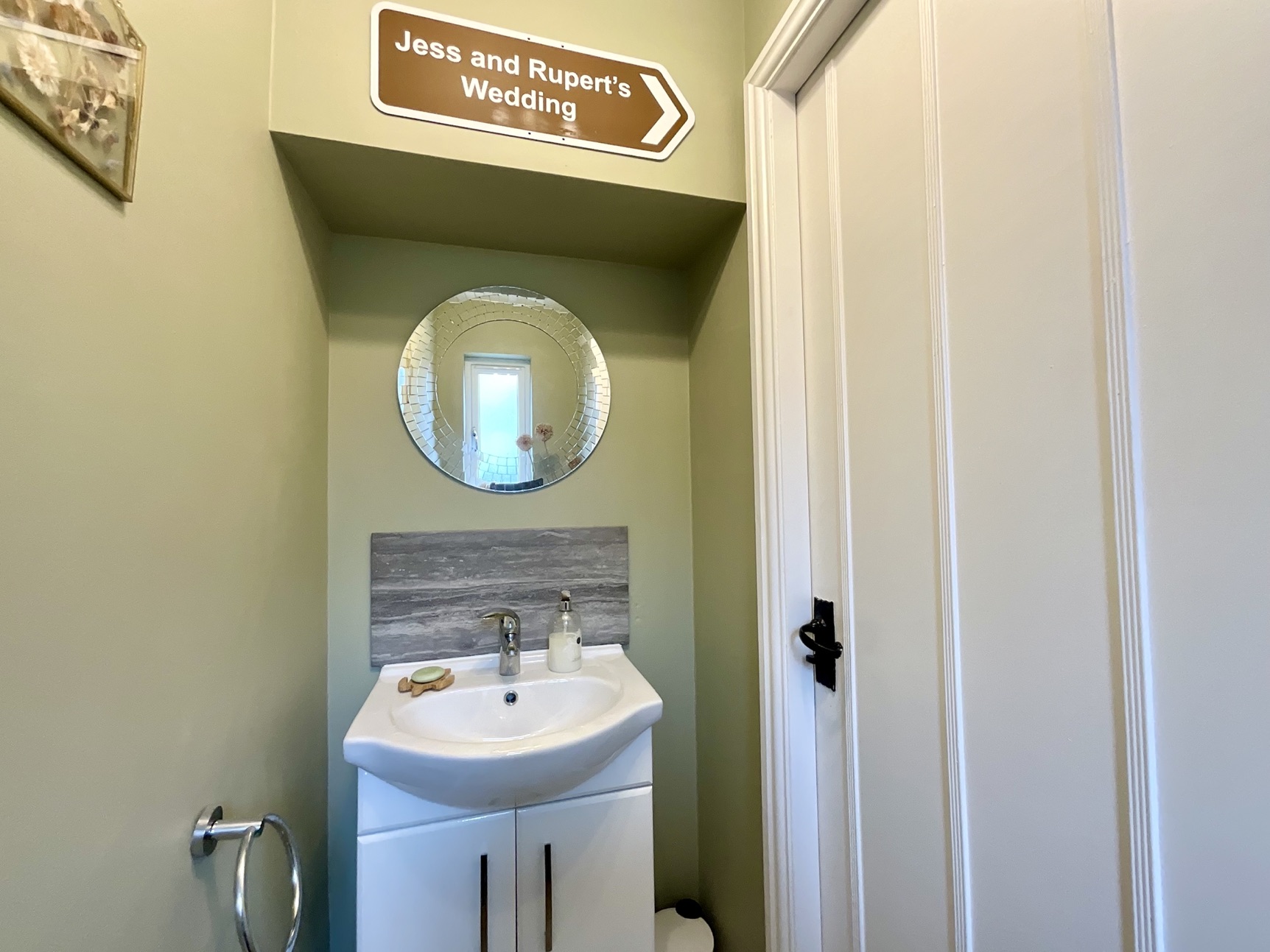 downstairs wc