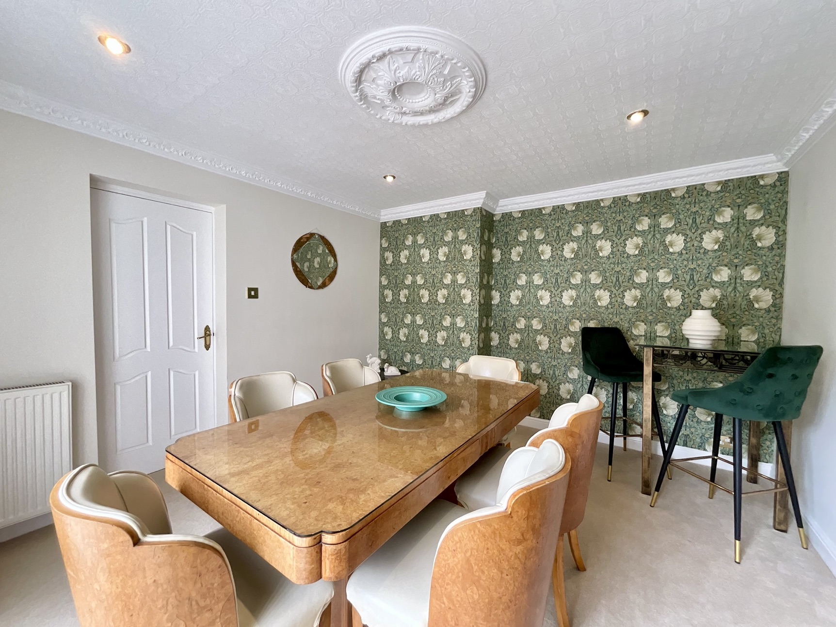 Dining Room/Bedroom