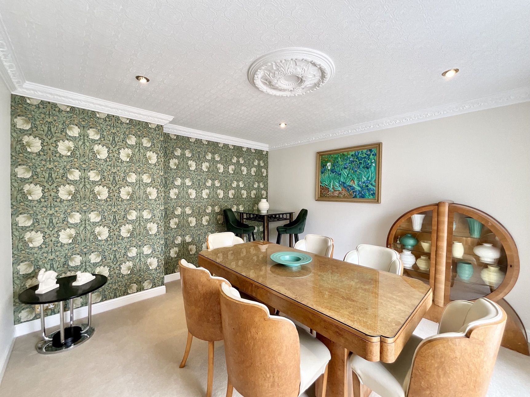 dining room/Bedroom