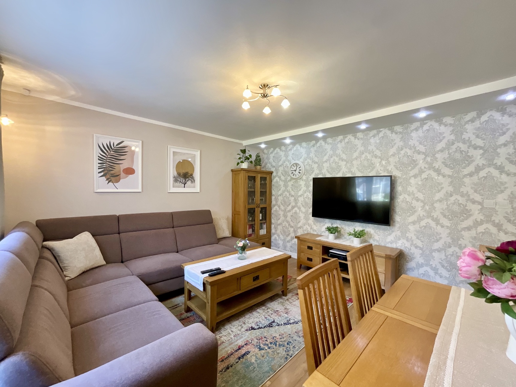lounge/diner