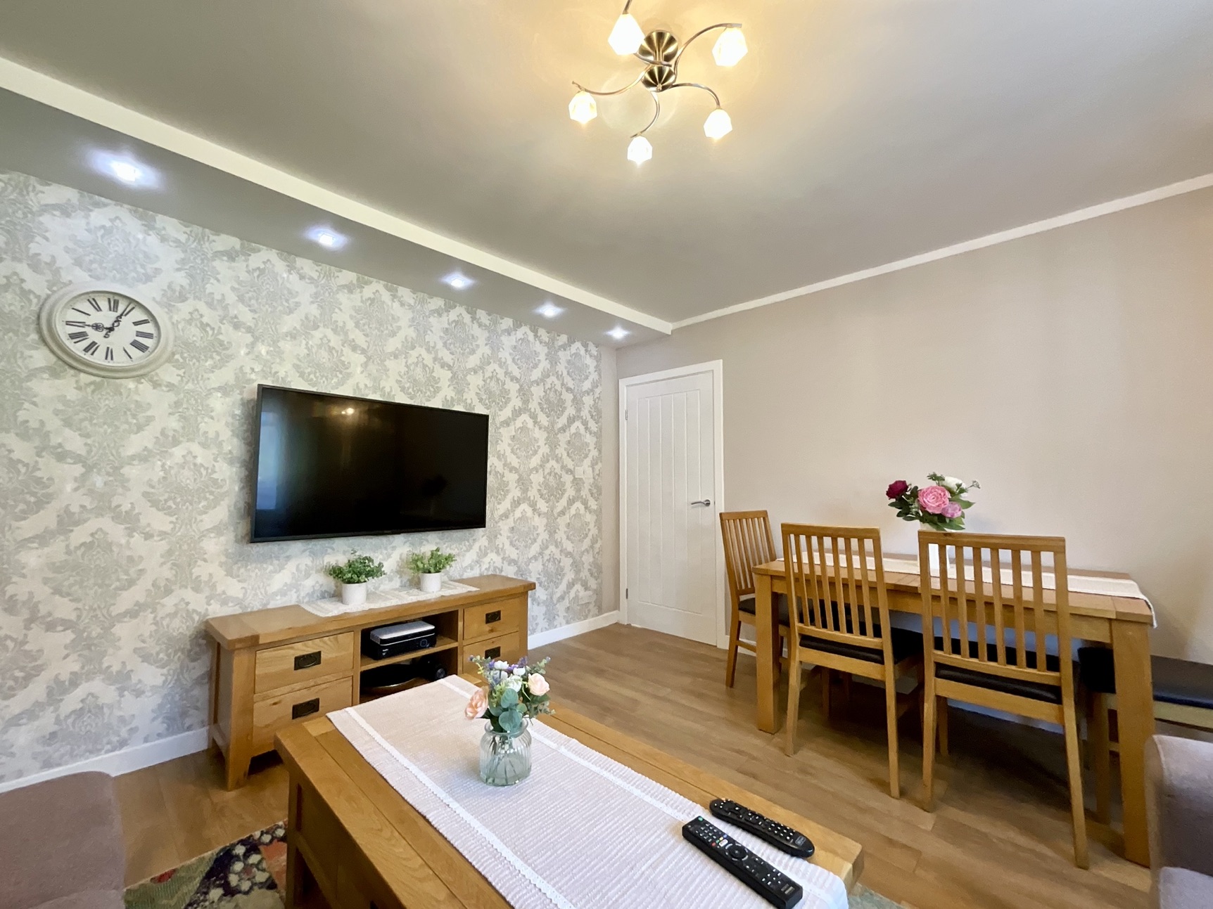 lounge/diner