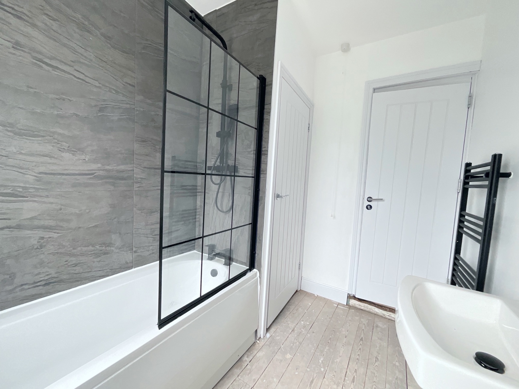 family bathroom 