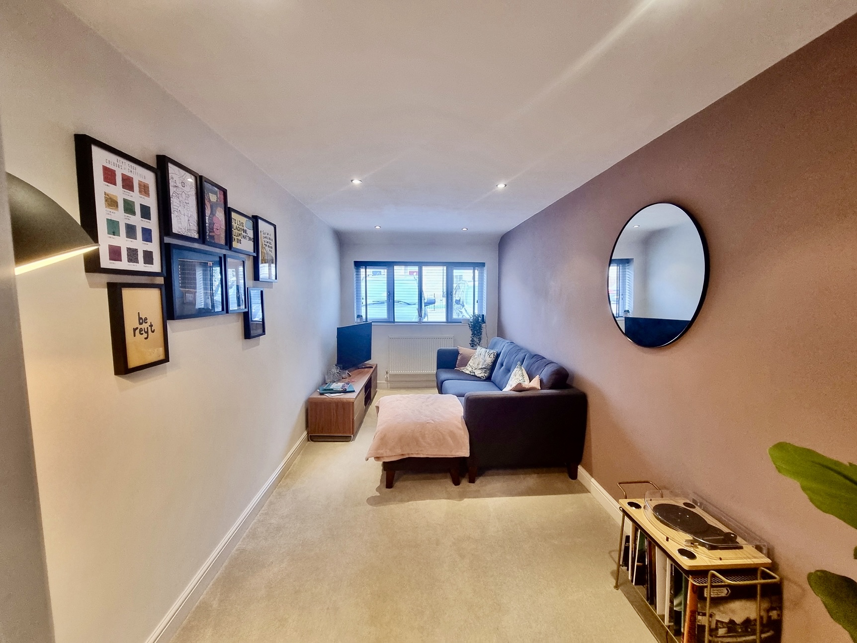 snug/sitting room