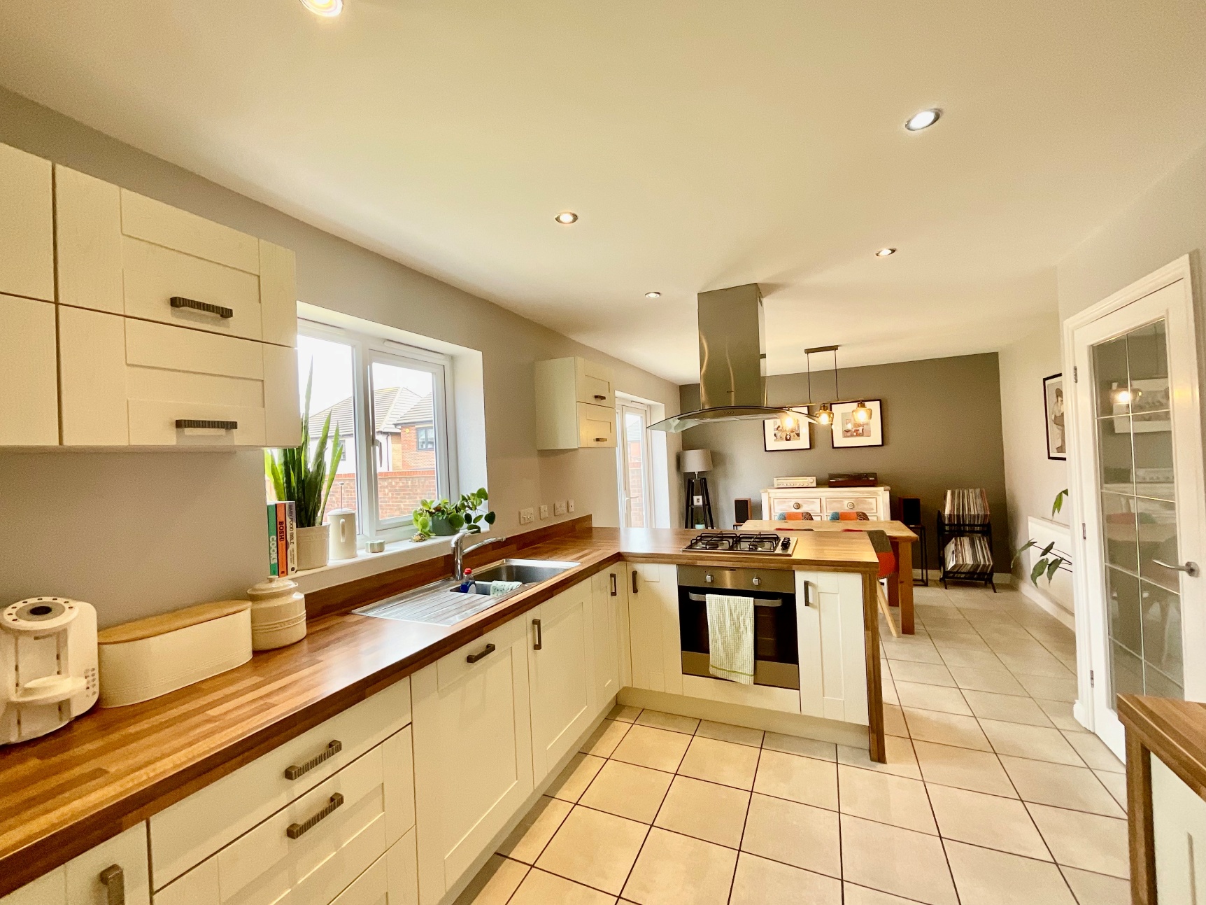 Kitchen Diner