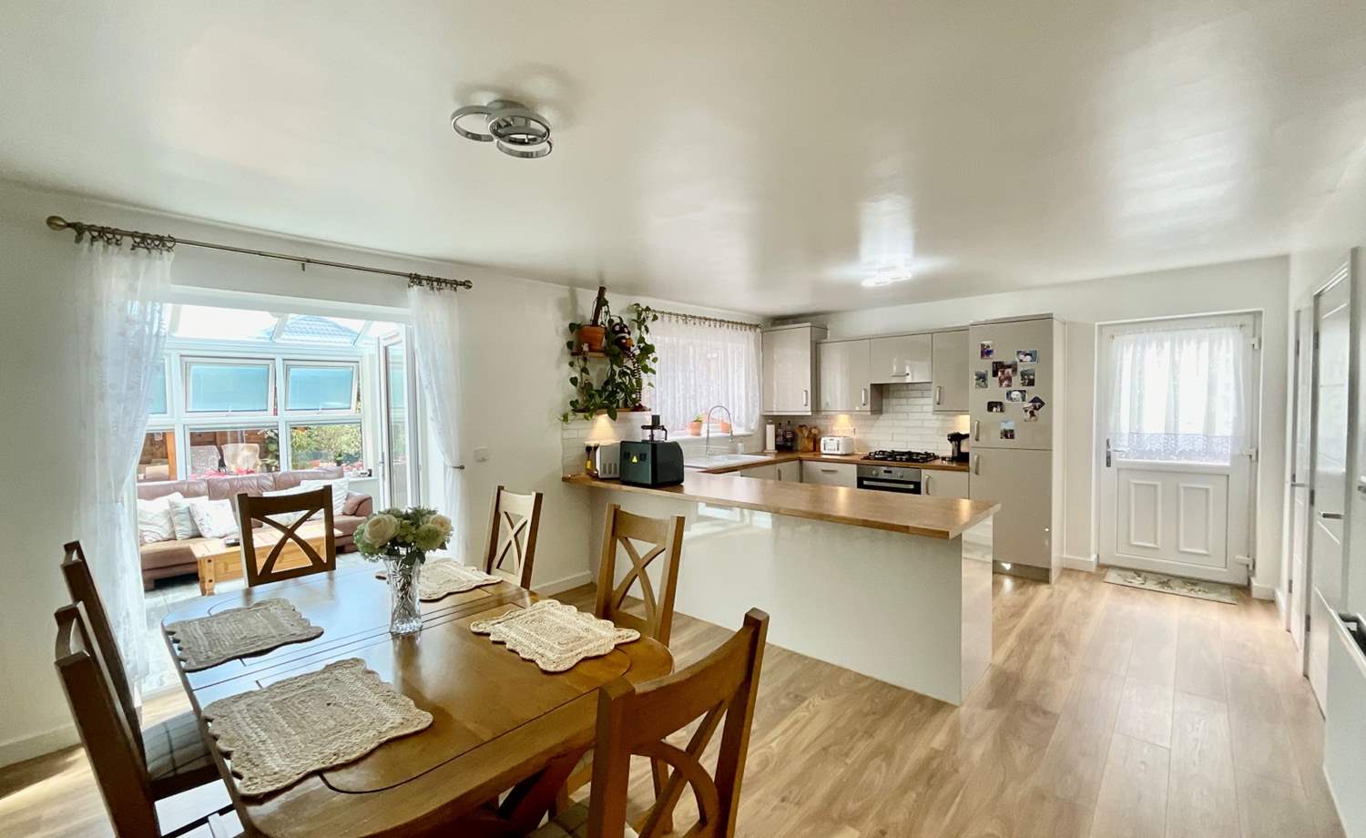 Kitchen Diner