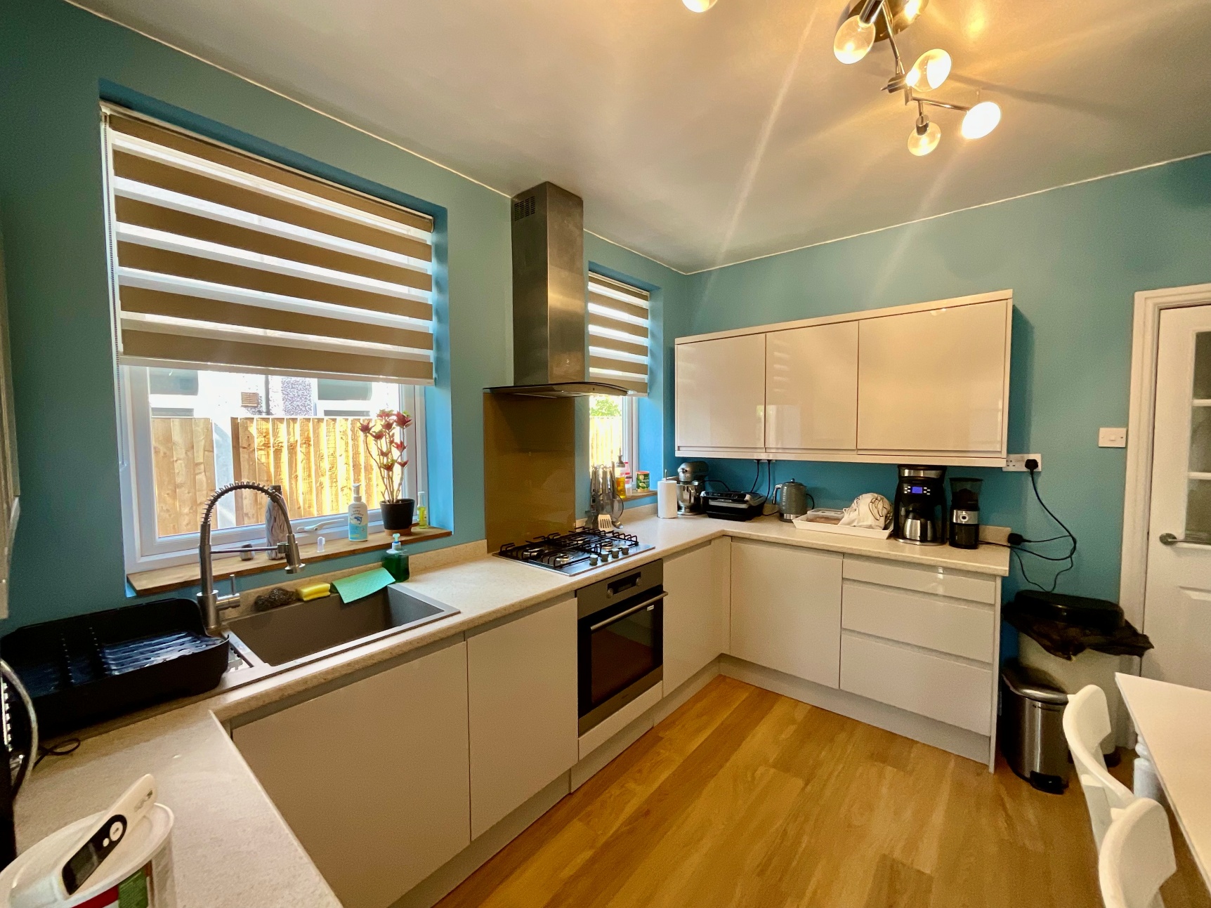 Kitchen Diner 