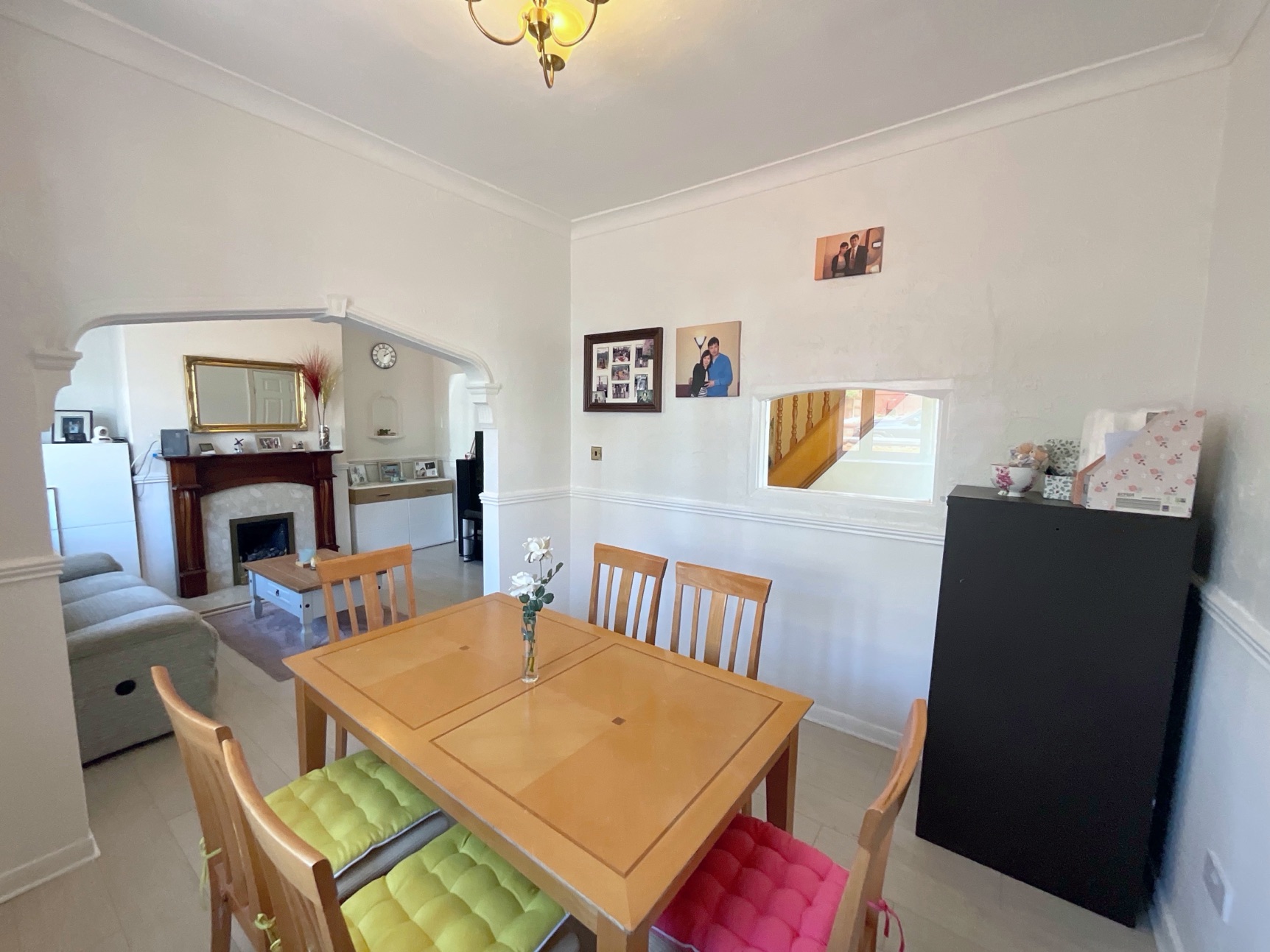 dining room 